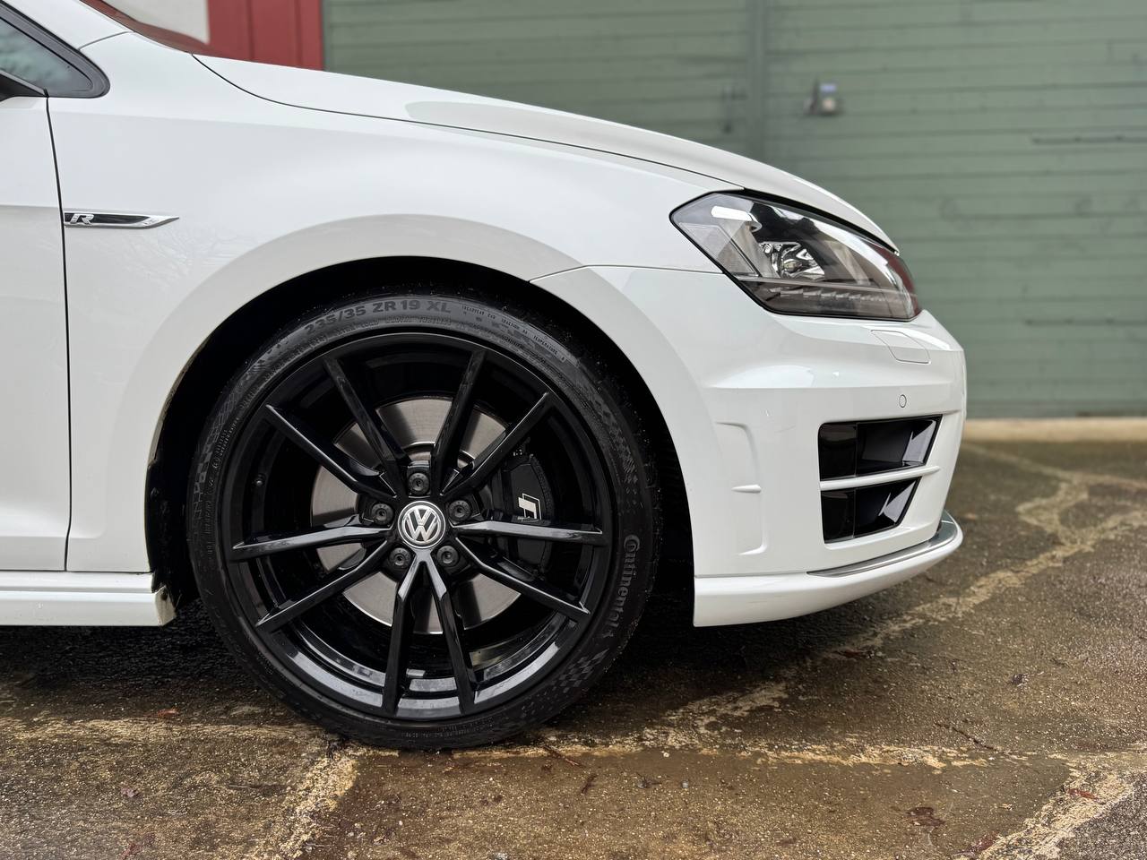 VW Golf Variant 2.0 TSI R 4 Motion DSG-image-6