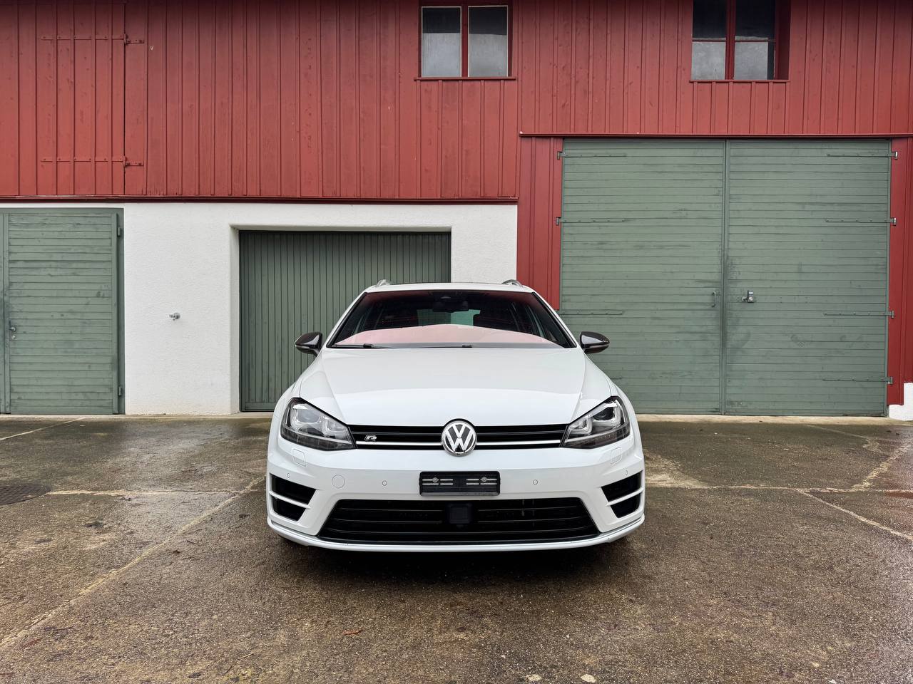 VW Golf Variant 2.0 TSI R 4 Motion DSG-image-5