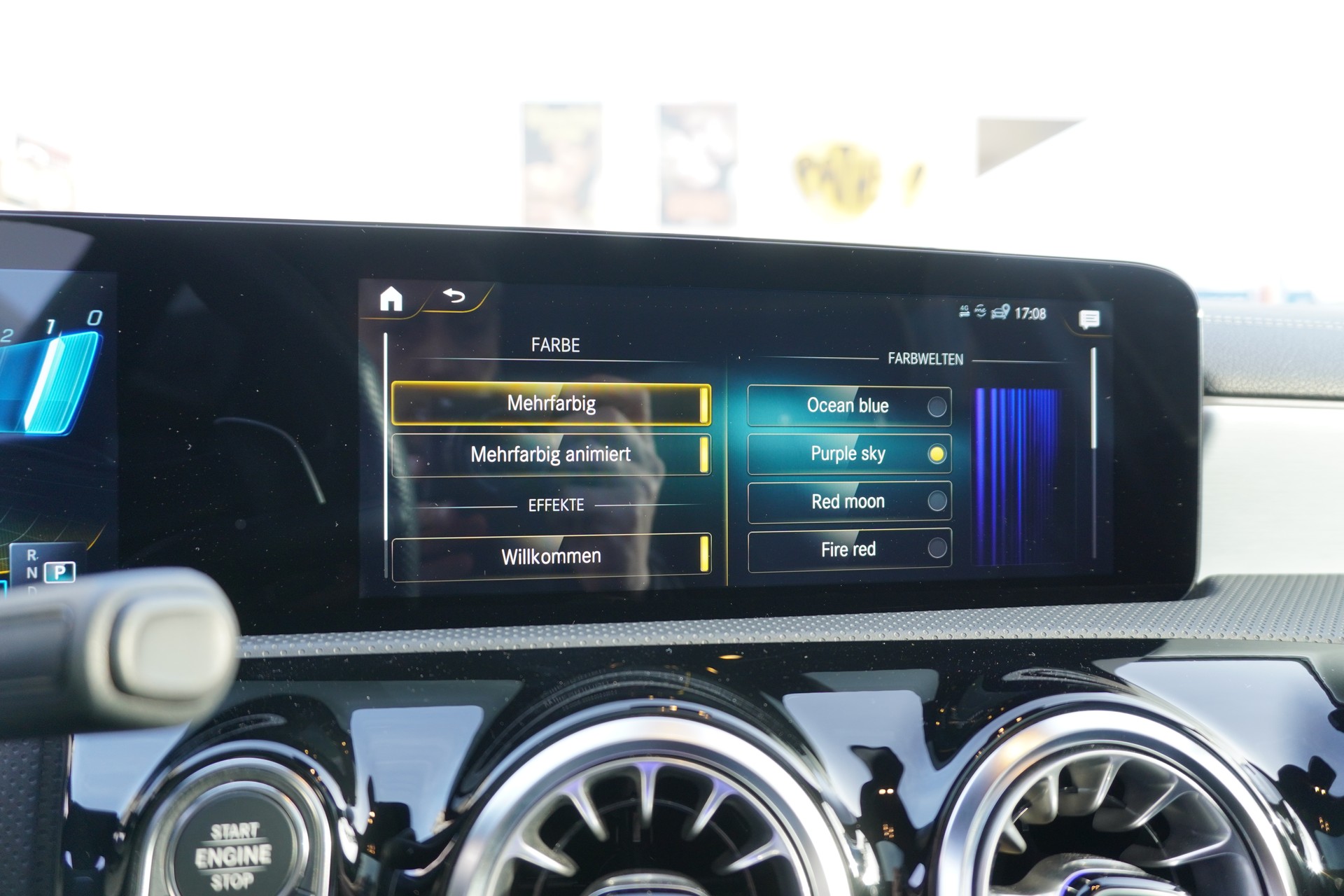 MERCEDES-BENZ A 35 AMG 4Matic Speedshift-image-26