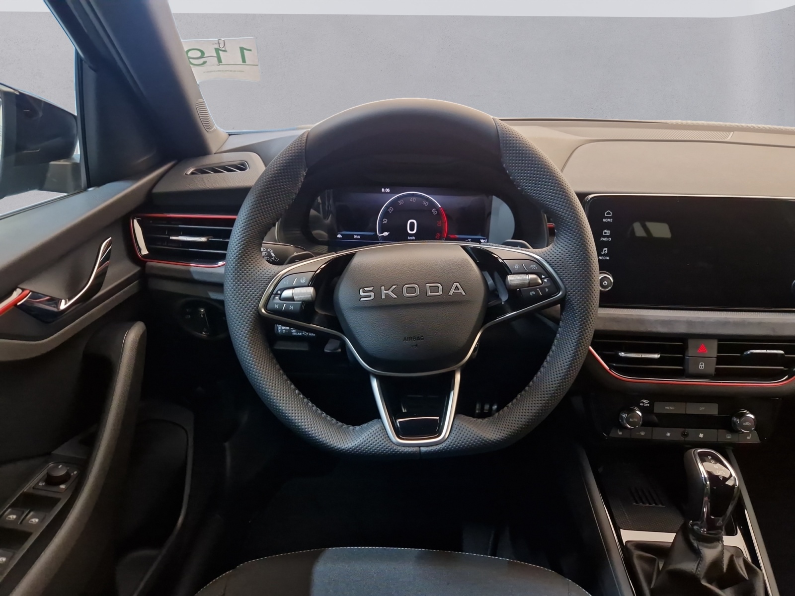 SKODA Kamiq 1.0 TSI Dynamic DSG-image-10