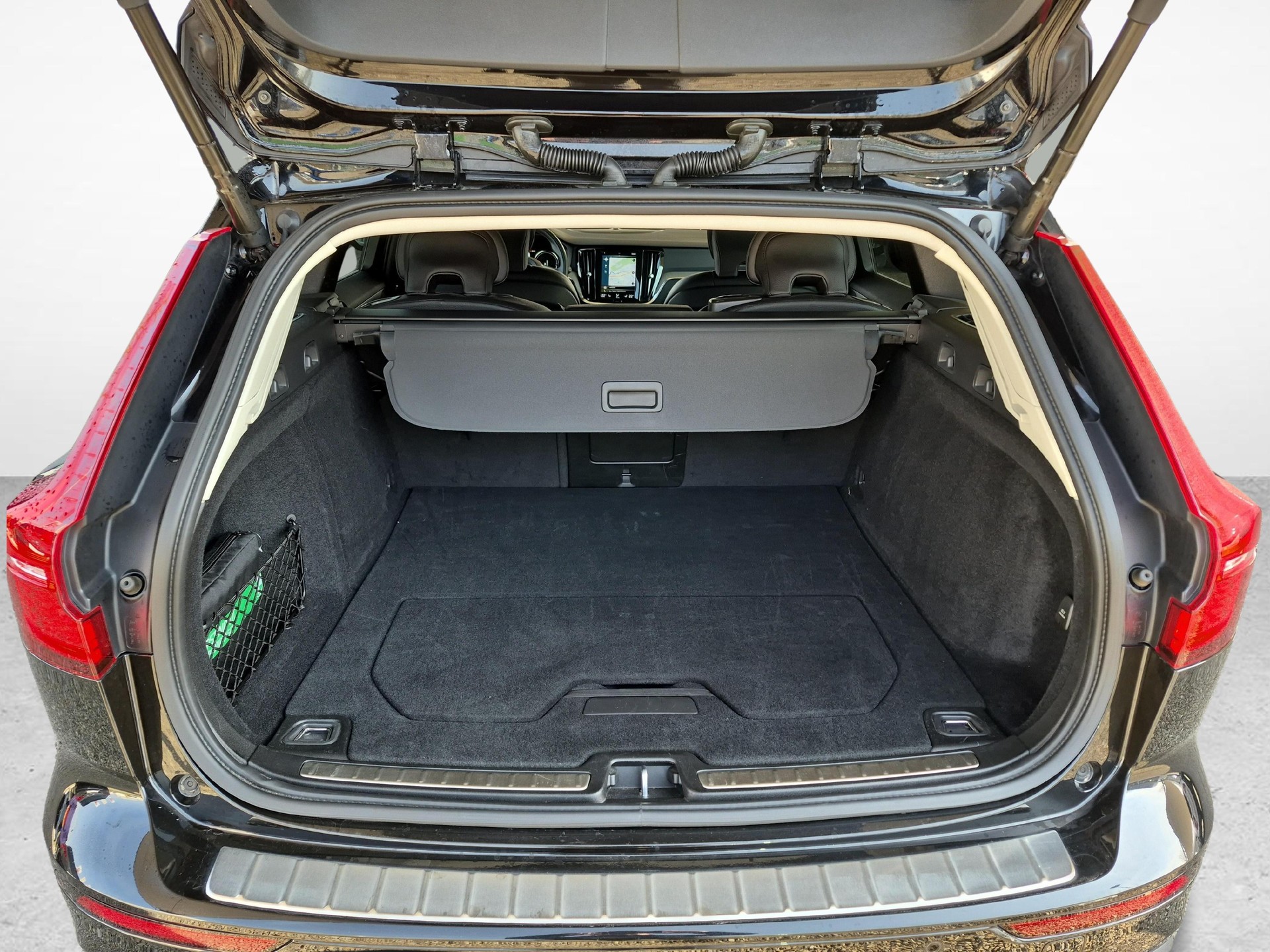 VOLVO V60 2.0 T6 TE Inscription eAWD / ab 3,99% Leasing bei Abschluss einer Protect Autoversicherung-image-11