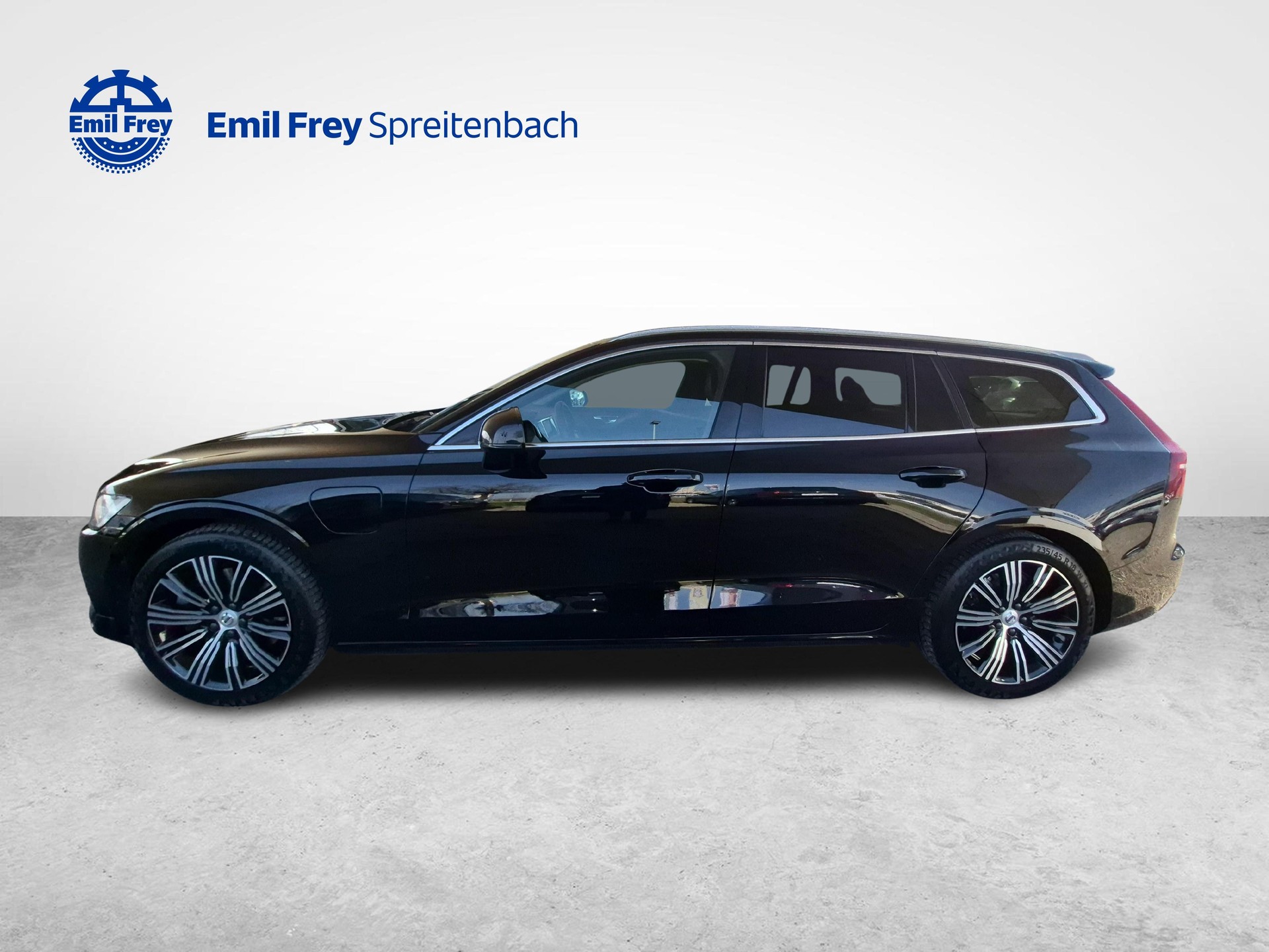 VOLVO V60 2.0 T6 TE Inscription eAWD / ab 3,99% Leasing bei Abschluss einer Protect Autoversicherung-showroom-element-1
