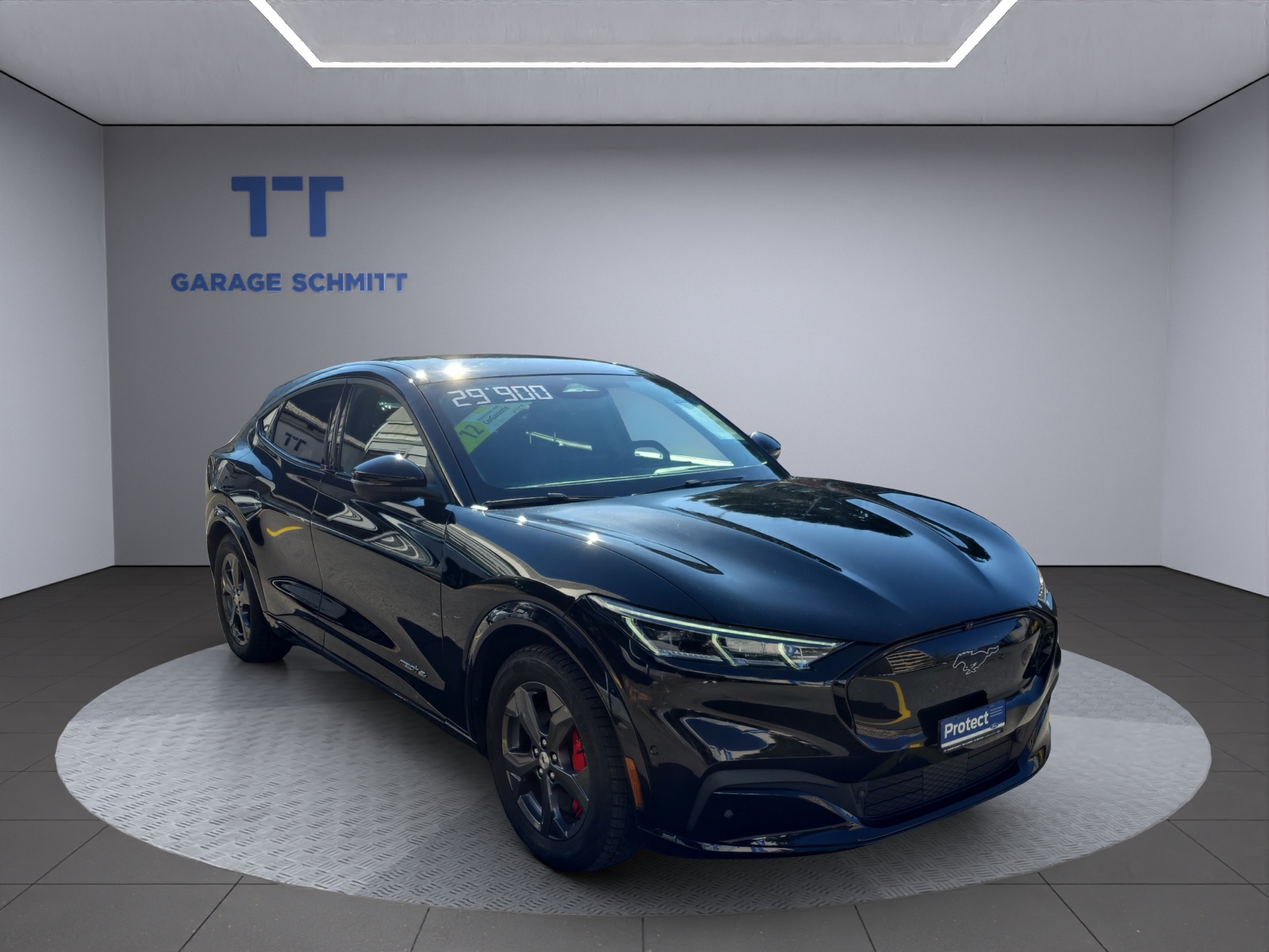 FORD Mustang Mach-E Standard AWD-showroom-element-3