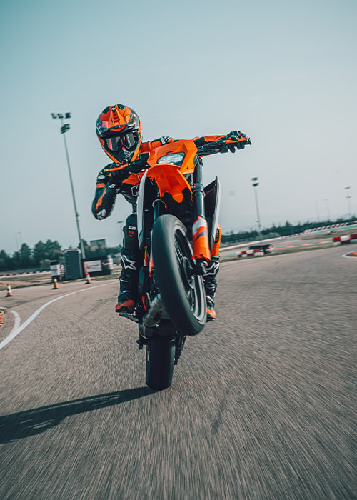KTM 390 SMC R-image-2