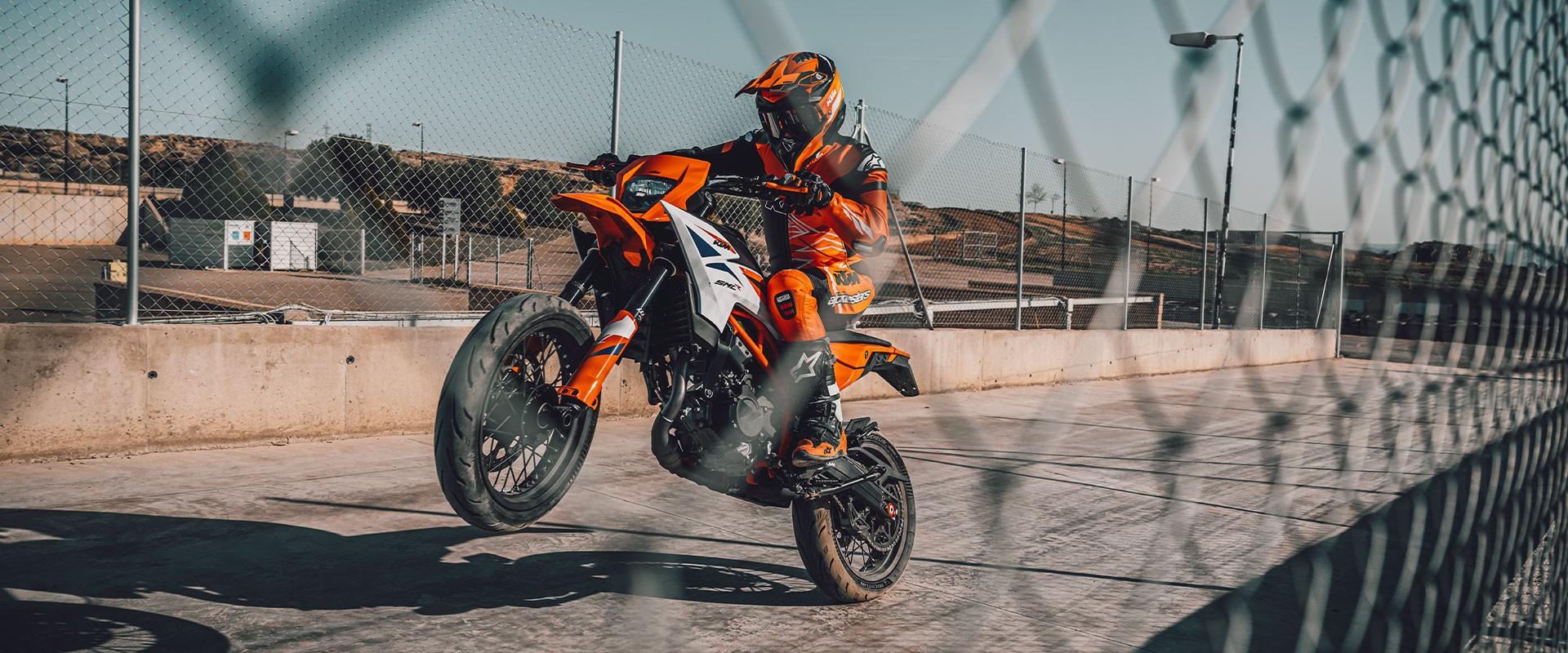KTM 390 SMC R-image-4