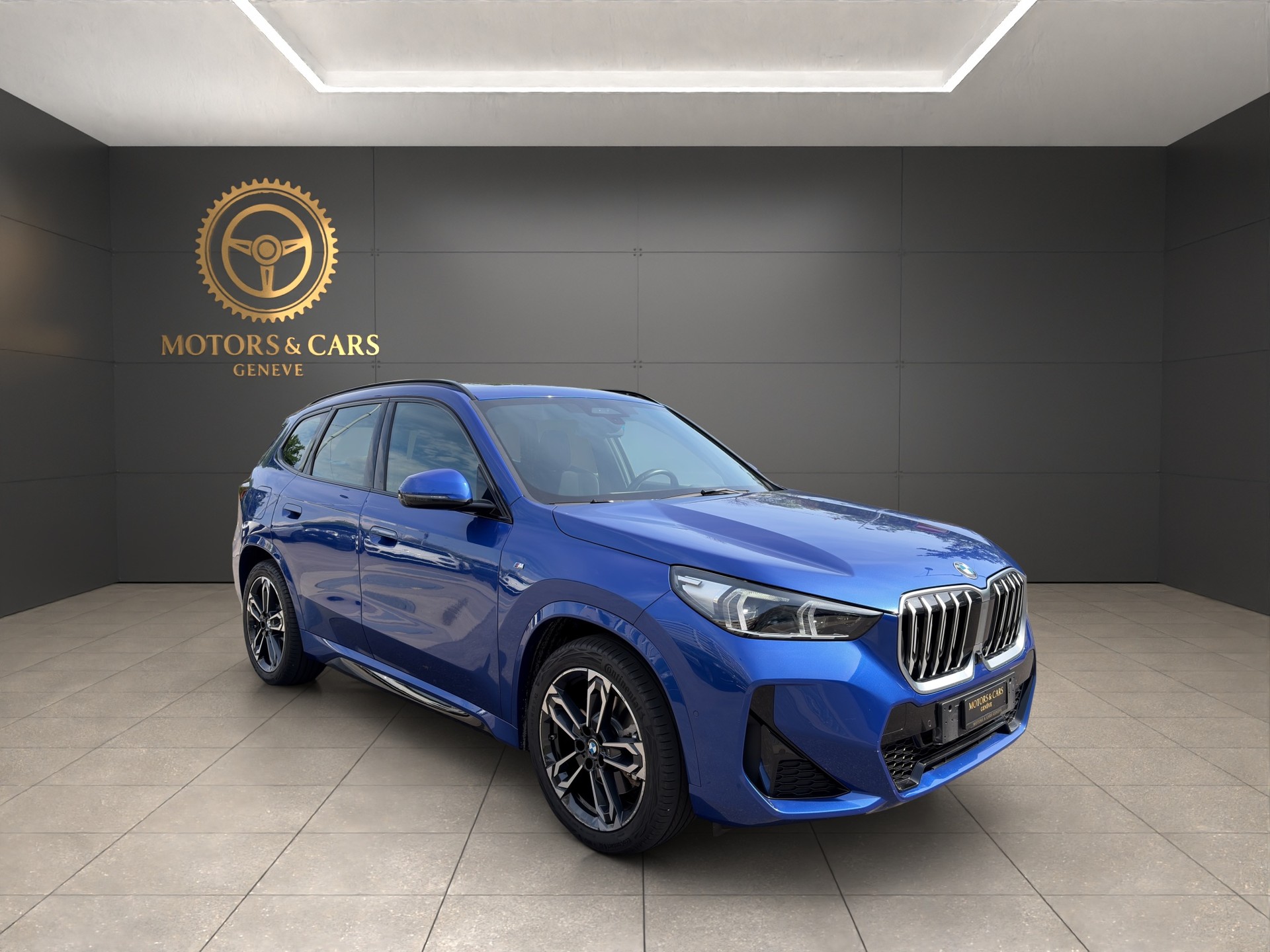 BMW X1 xDrive 23i 48V M Sport-image-6
