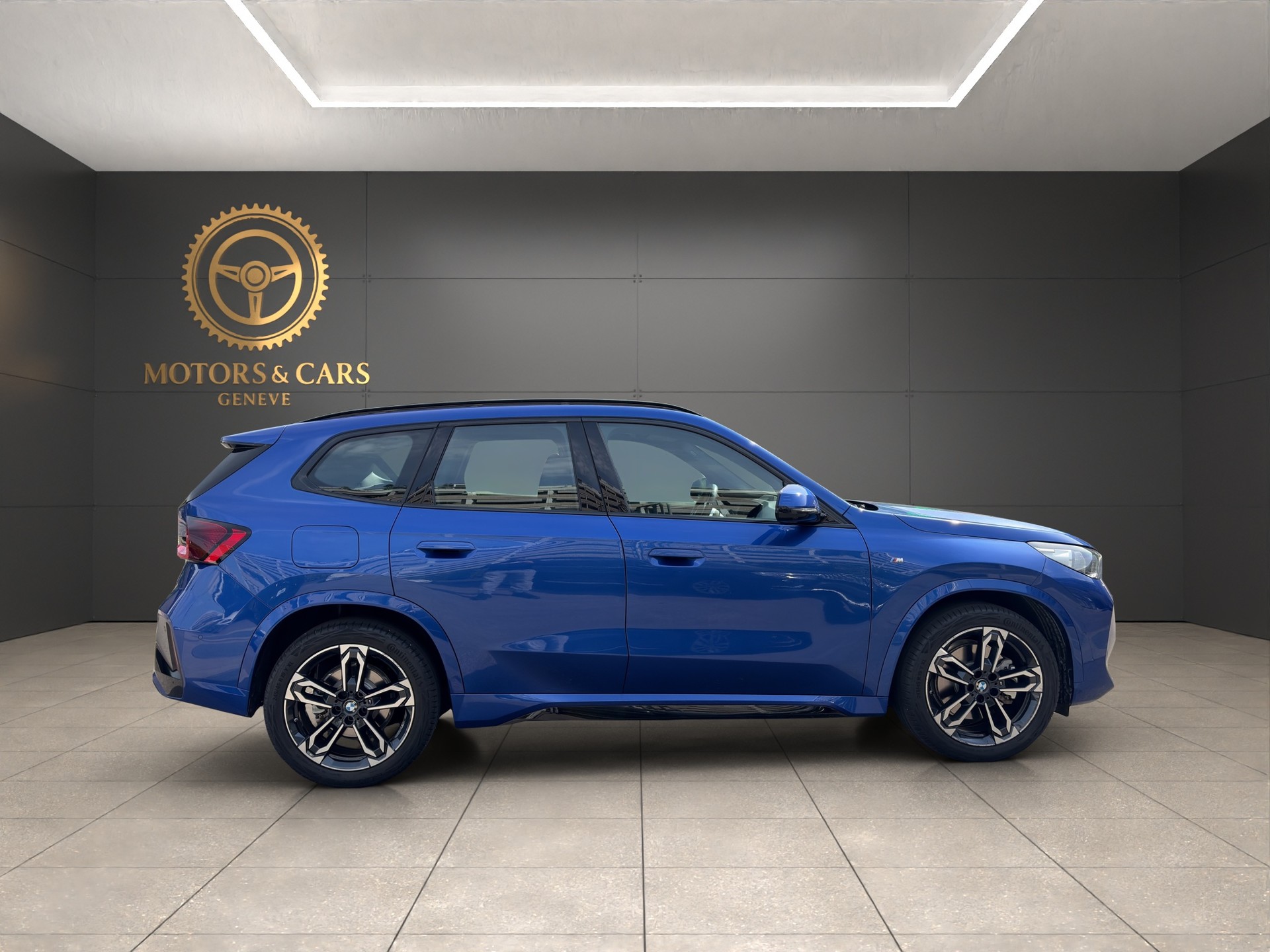 BMW X1 xDrive 23i 48V M Sport-image-5