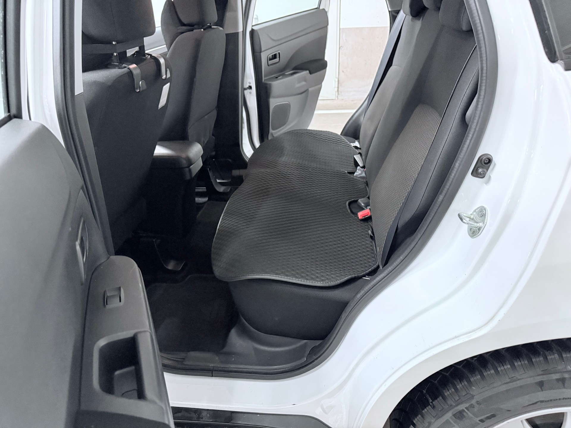MITSUBISHI ASX 1.6 Style 2WD-image-11