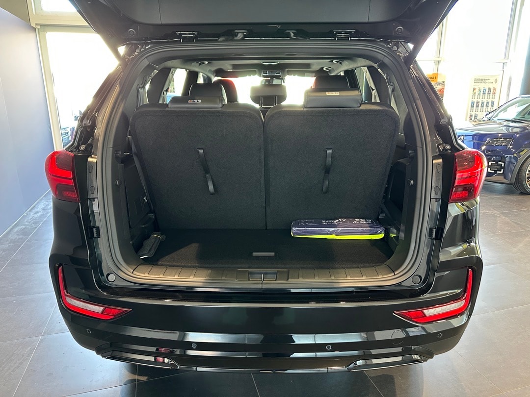 KGM-SsangYong Rexton 2.2 CRDi 7 Pl. Blackline 4WD AT-image-6