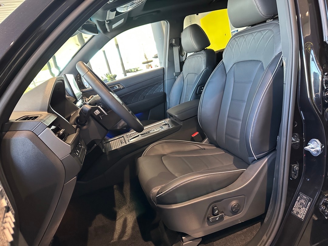 KGM-SsangYong Rexton 2.2 CRDi 7 Pl. Blackline 4WD AT-image-9