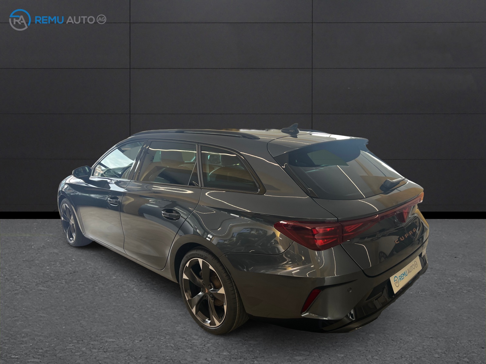 CUPRA LEON ST 1.5 eTSI DSG-image-4