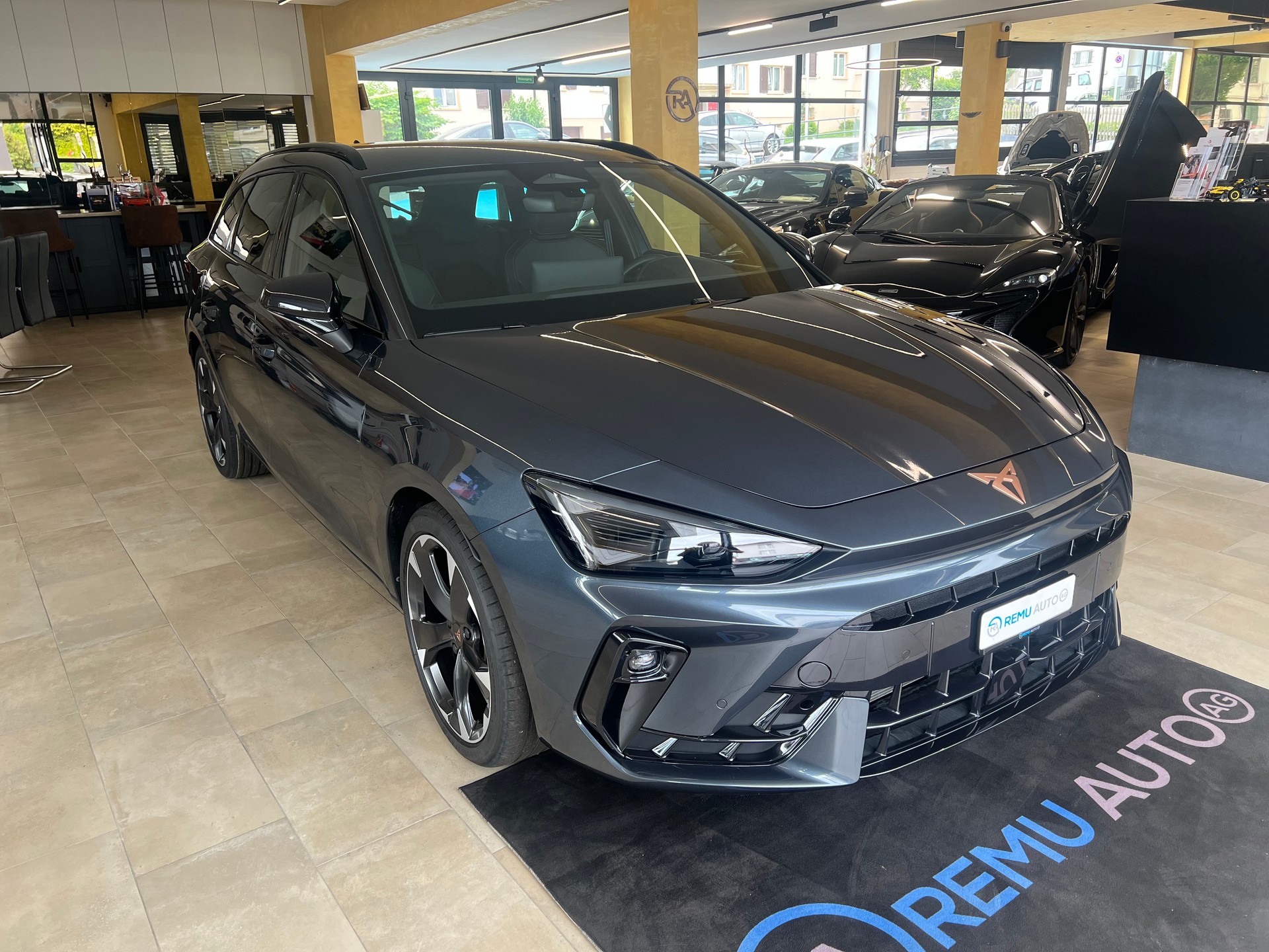 CUPRA LEON ST 1.5 eTSI DSG