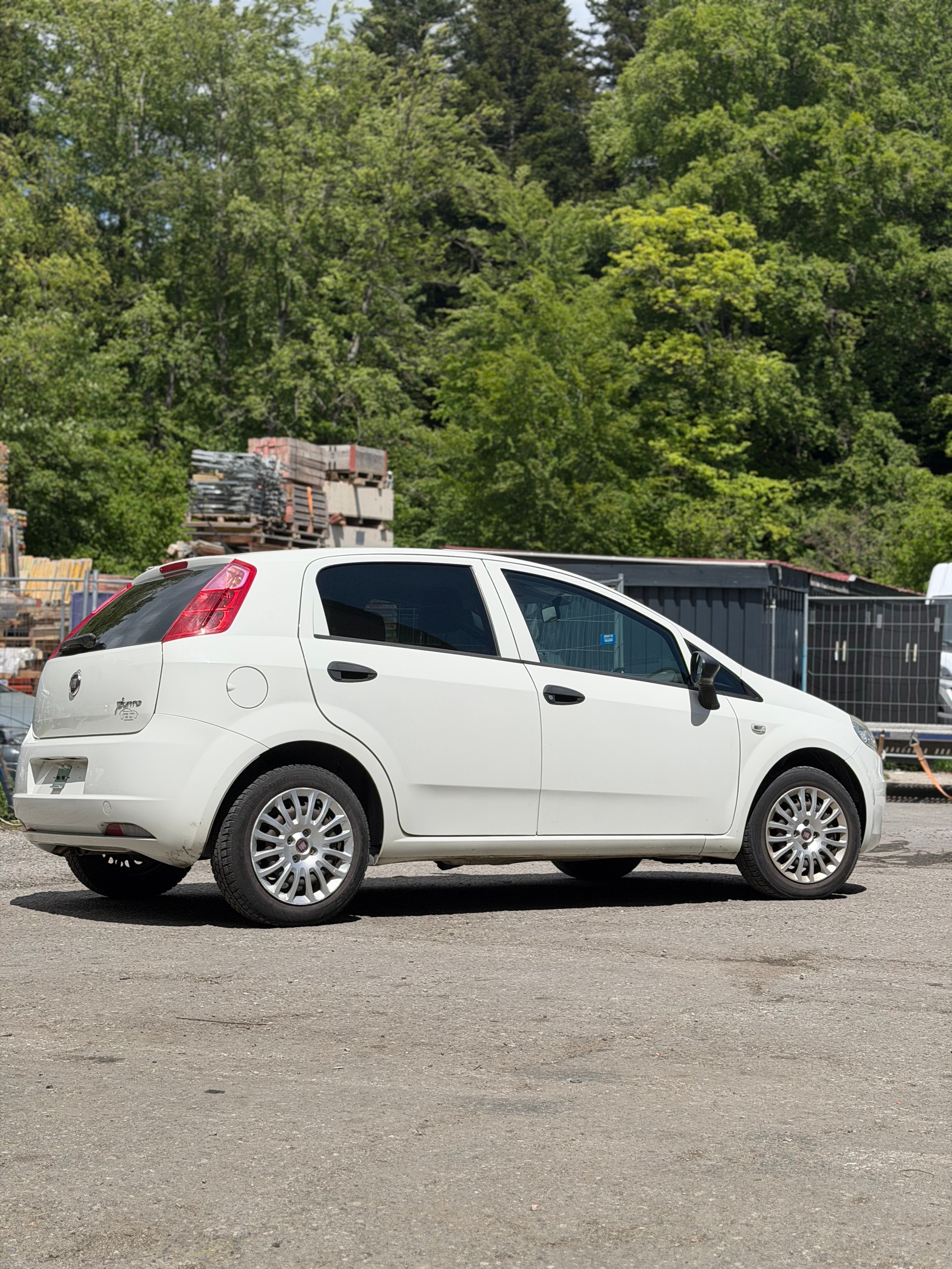 FIAT Punto 1.2 Pop Star-image-3
