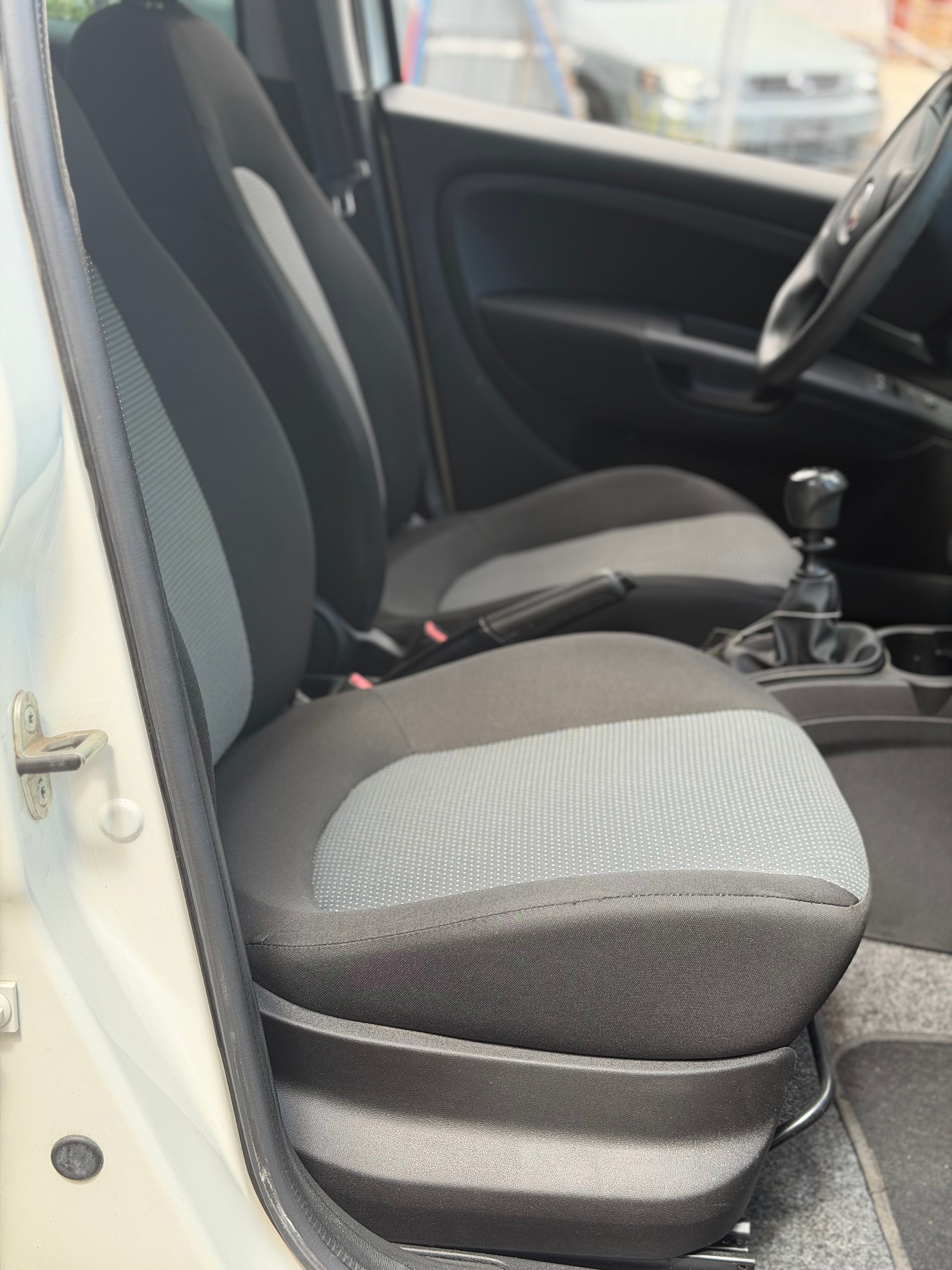 FIAT Punto 1.2 Pop Star-image-9