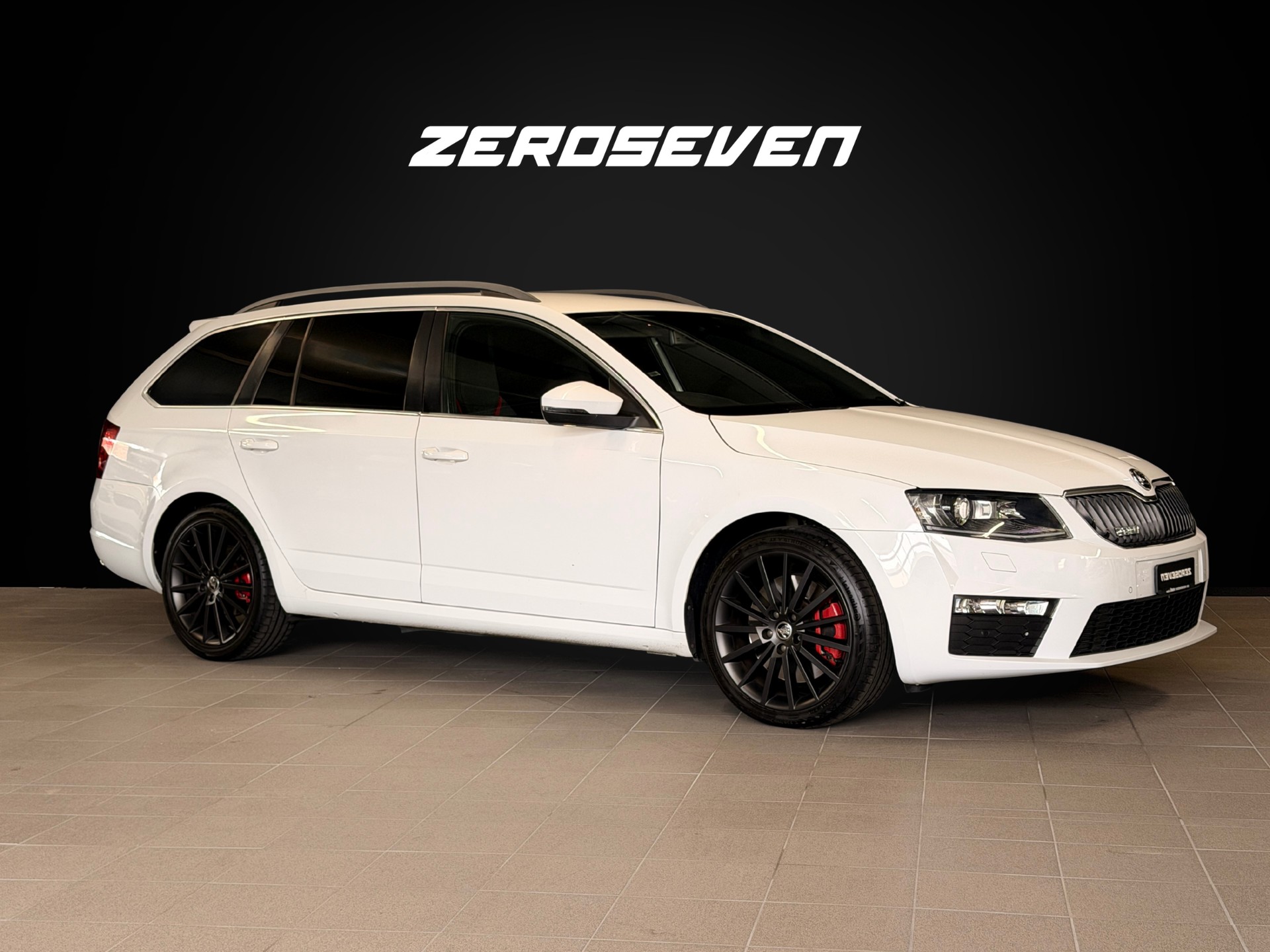 SKODA Octavia Combi 2.0 TDI RS DSG-image-9
