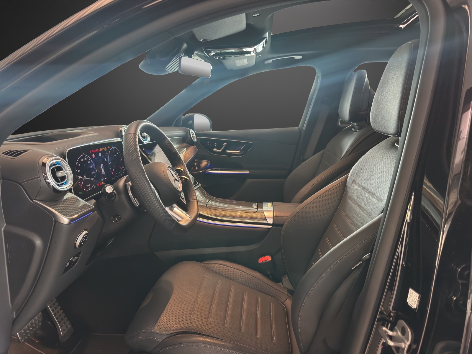 MERCEDES-BENZ GLC 300 d 4M AMG Line-image-8
