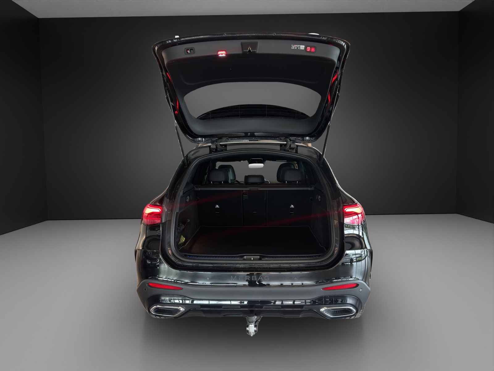 MERCEDES-BENZ GLC 300 d 4M AMG Line-image-6