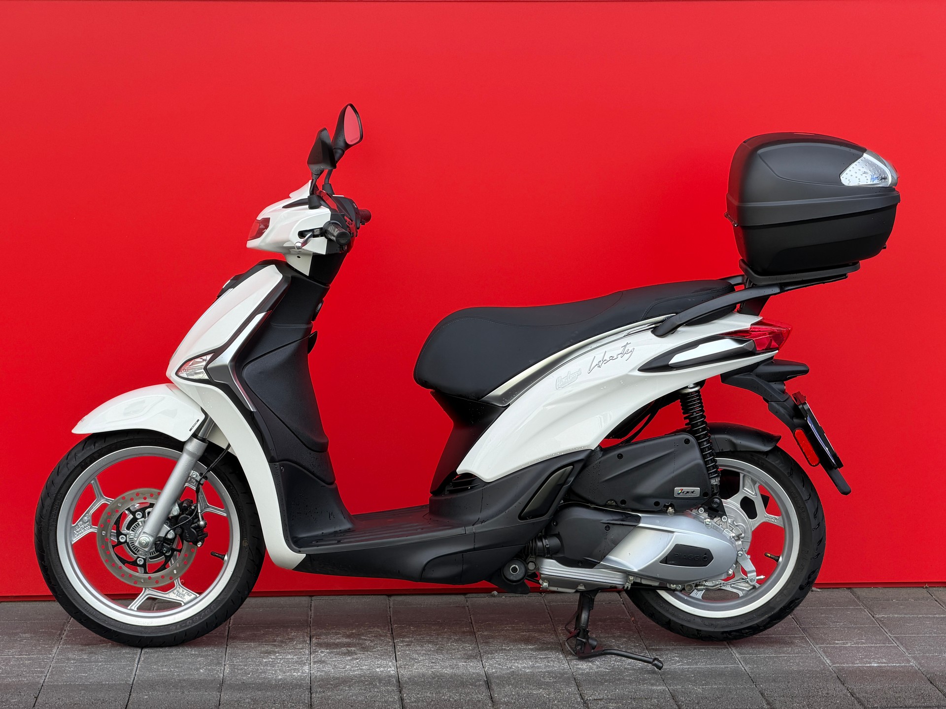 PIAGGIO Liberty 125 E5+-image-6