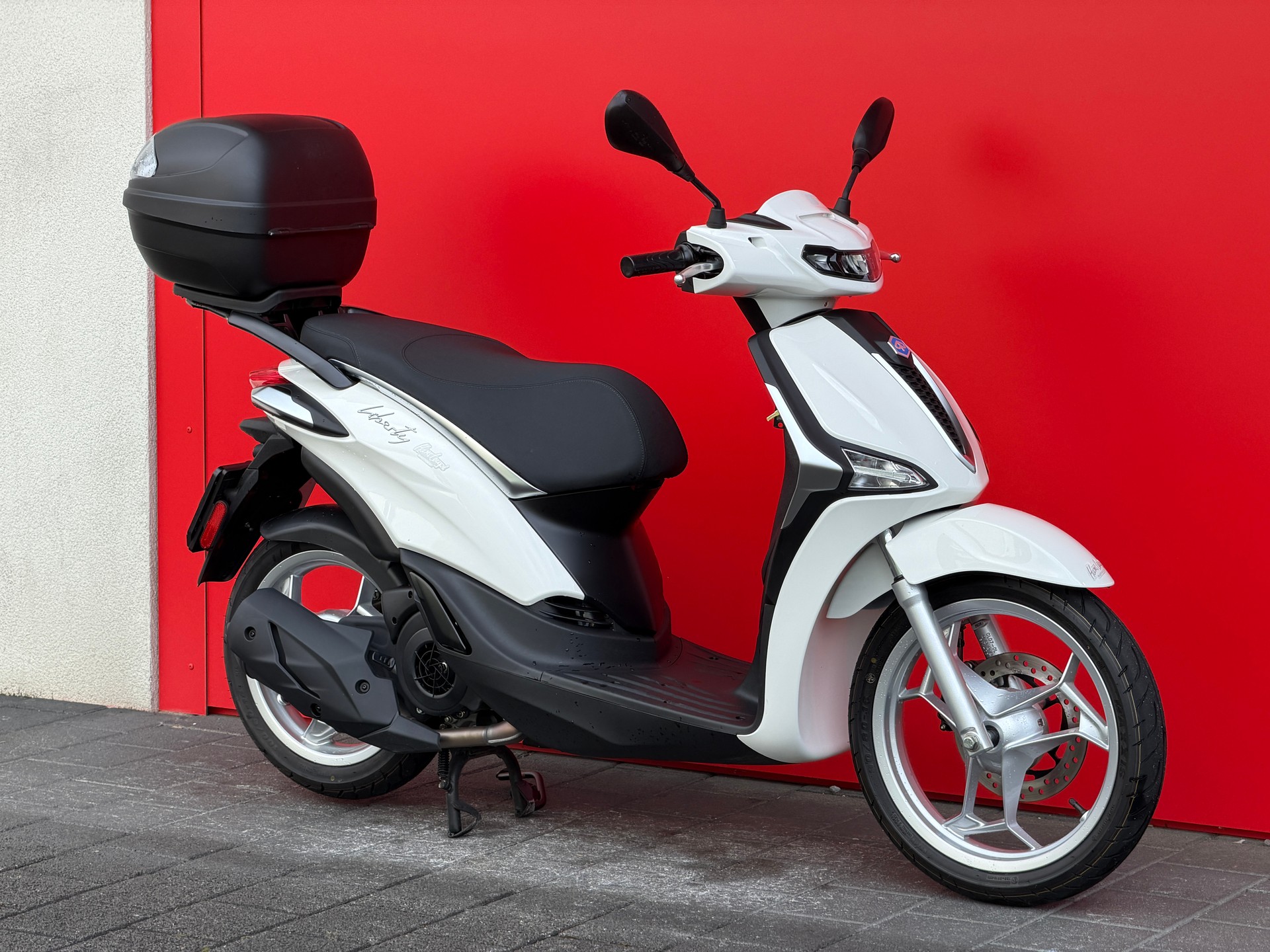 PIAGGIO Liberty 125 E5+-image-1