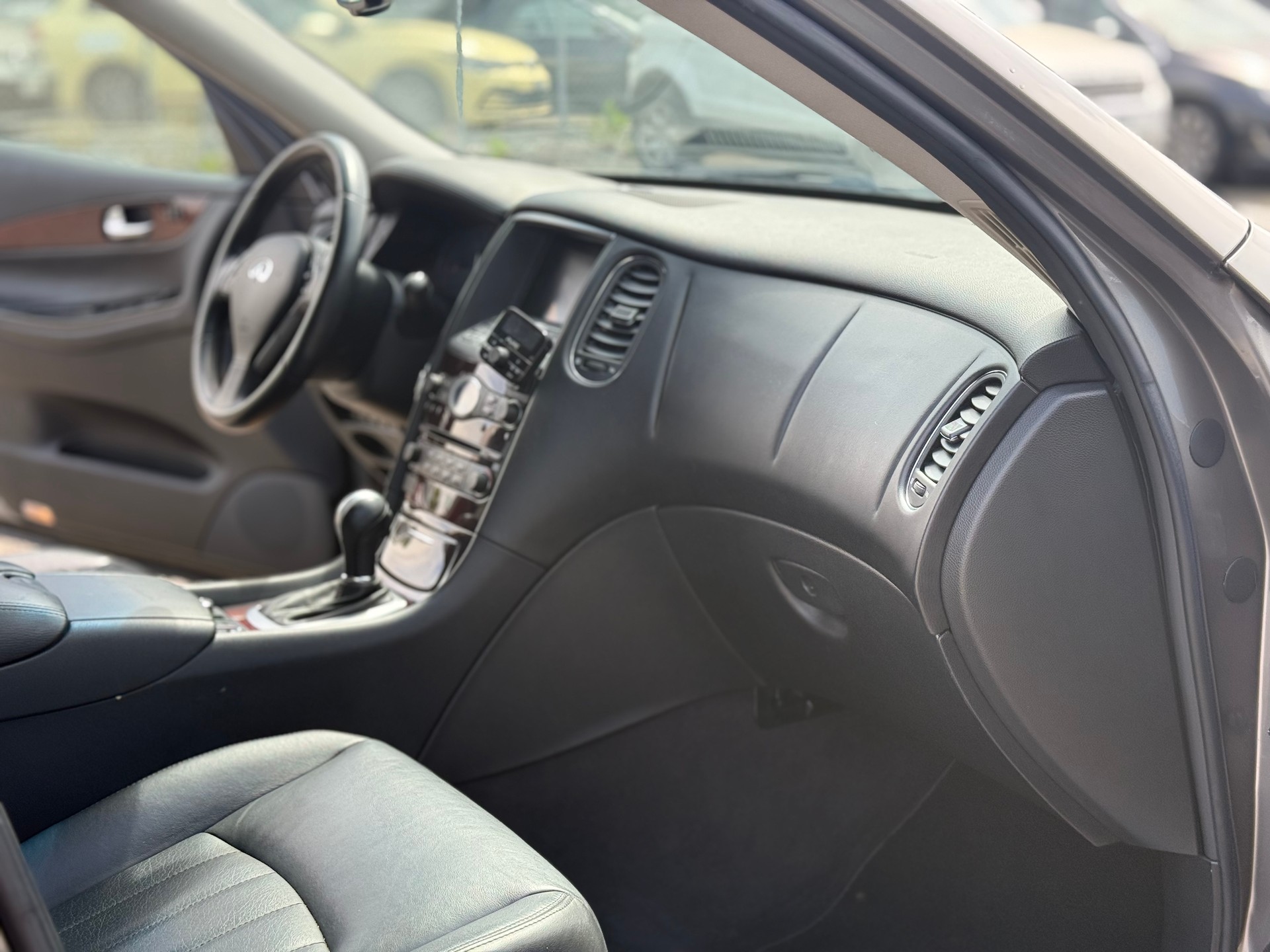 INFINITI EX37 GT Premium AWD Automatic-image-6