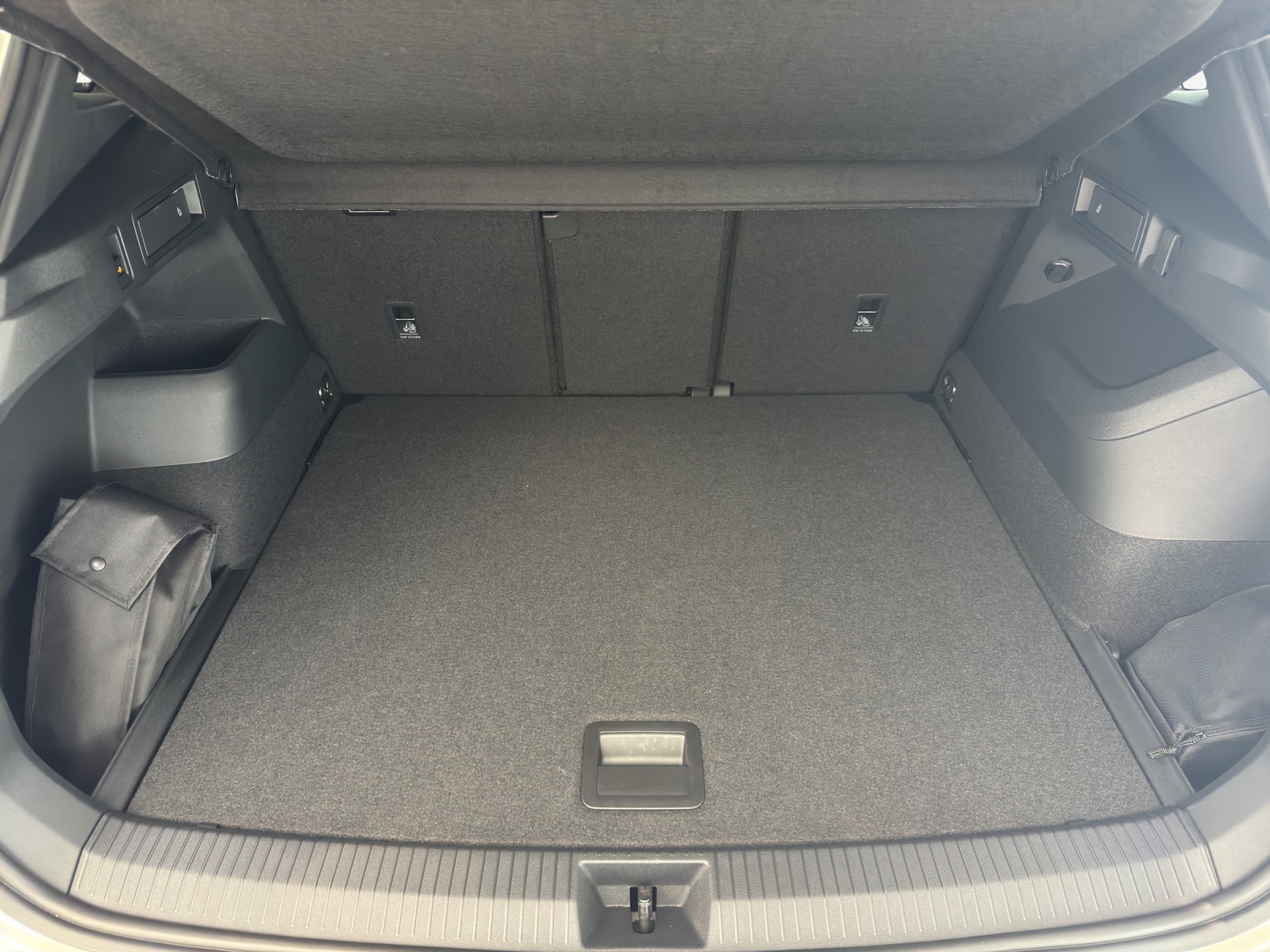 VW Tiguan 2.0 TSI DSG R-Line 4Motion-image-12