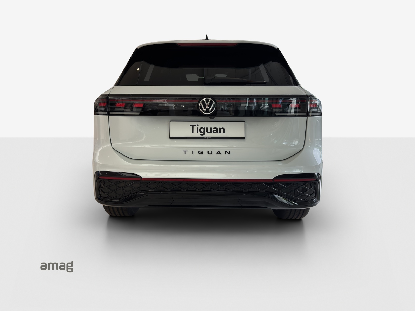 VW Tiguan 2.0 TSI DSG R-Line 4Motion-showroom-element-3
