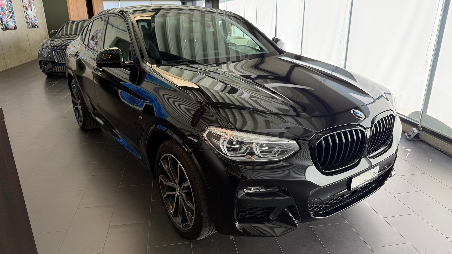 BMW X4 20d xDrive-image-27