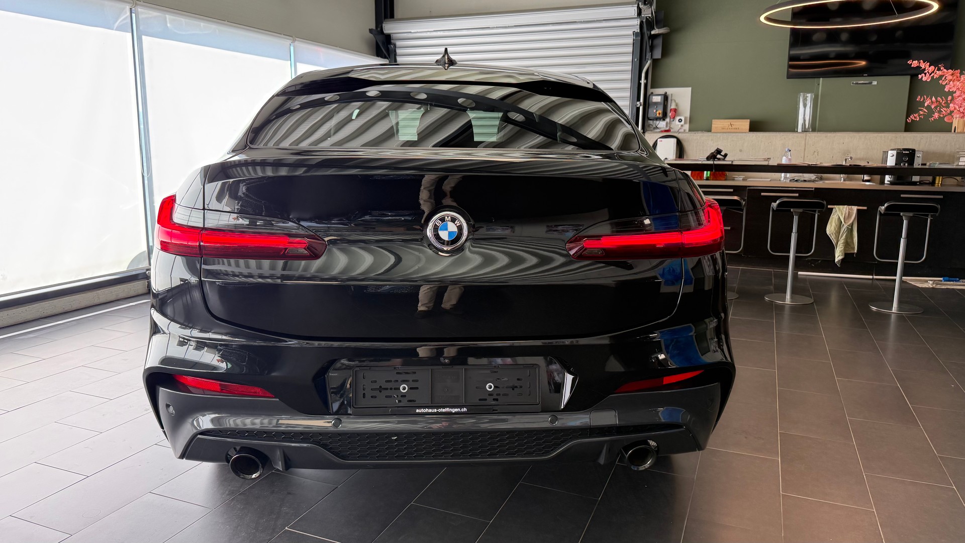 BMW X4 20d xDrive-image-8