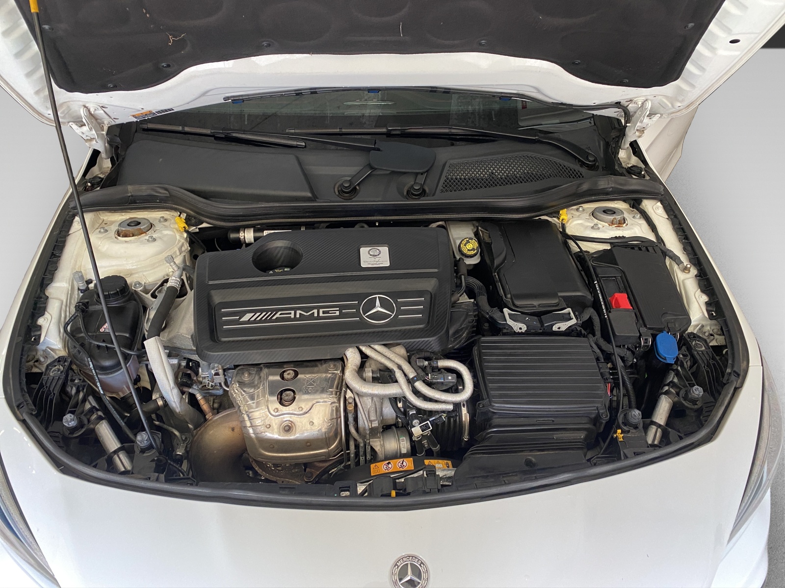 MERCEDES-BENZ CLA 45 AMG 4Matic AMG Aerodynamik + Performance Abgasanlage-image-19