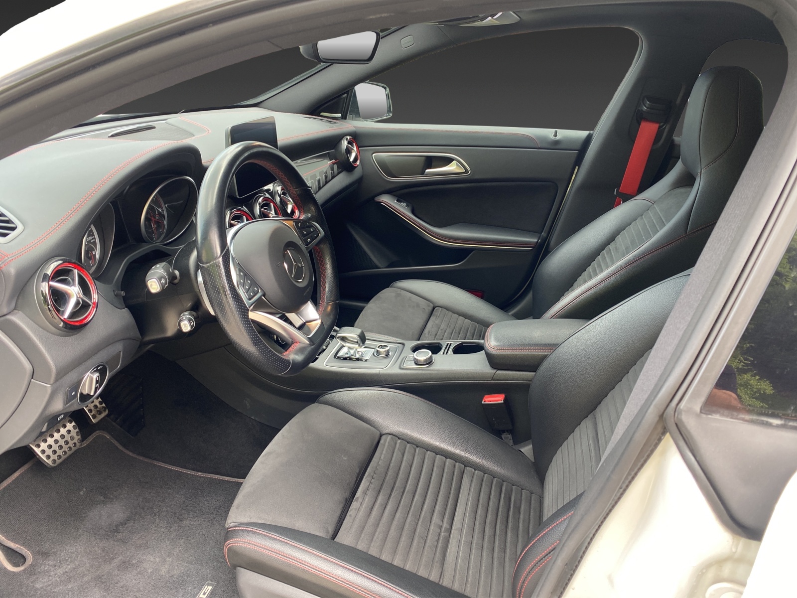 MERCEDES-BENZ CLA 45 AMG 4Matic AMG Aerodynamik + Performance Abgasanlage-image-7