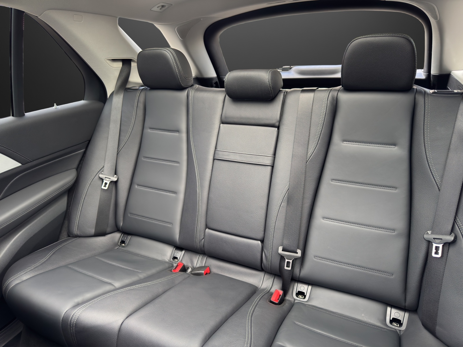MERCEDES-BENZ GLE 350 de EQ Star 4Matic-image-14