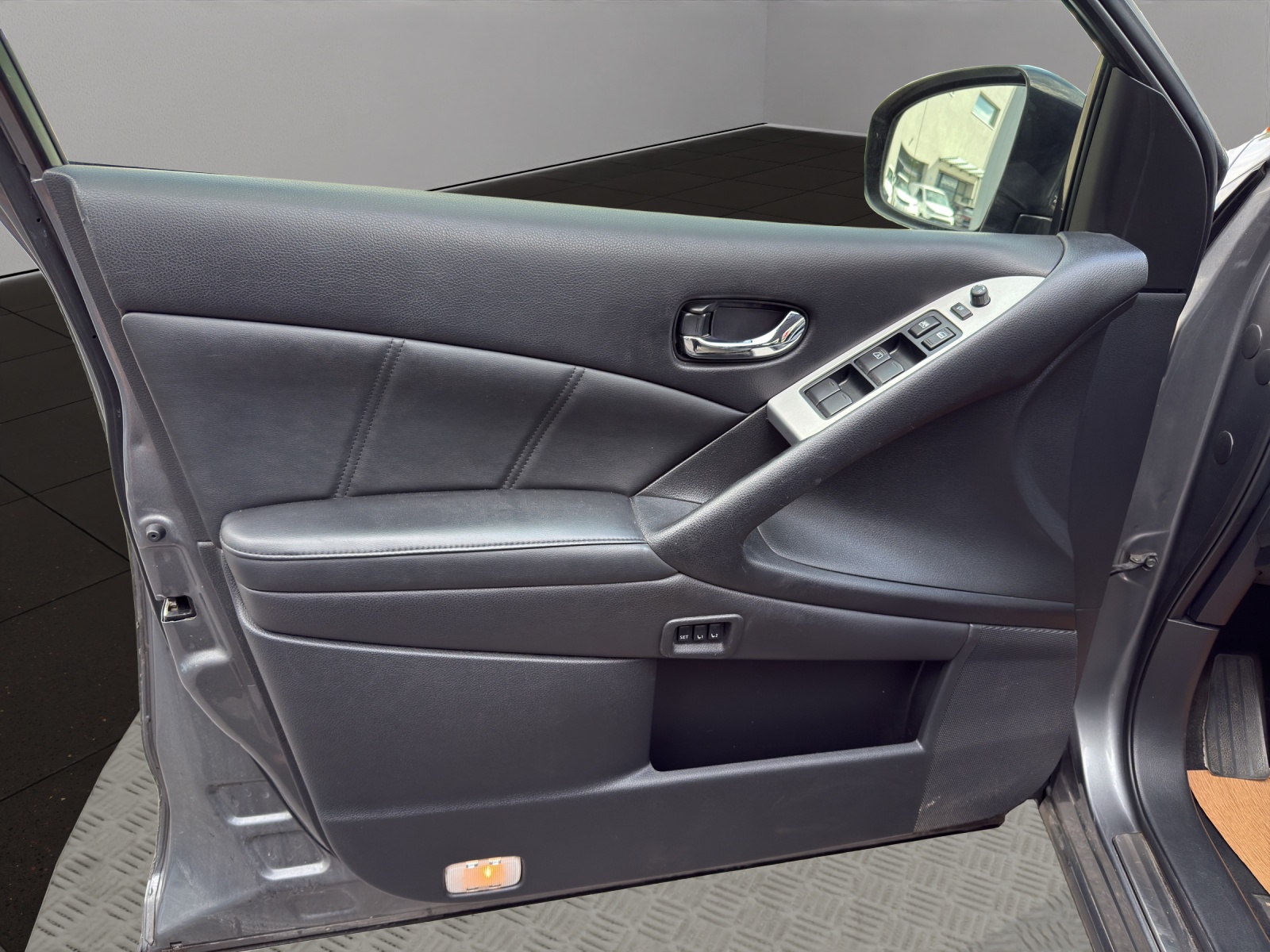 NISSAN Murano 2.5 dCi Automatic-image-9
