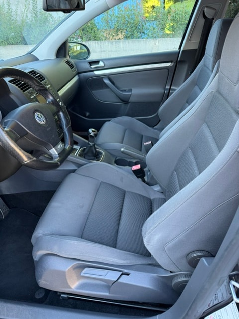 VW Golf R32 4Motion-showroom-element-2