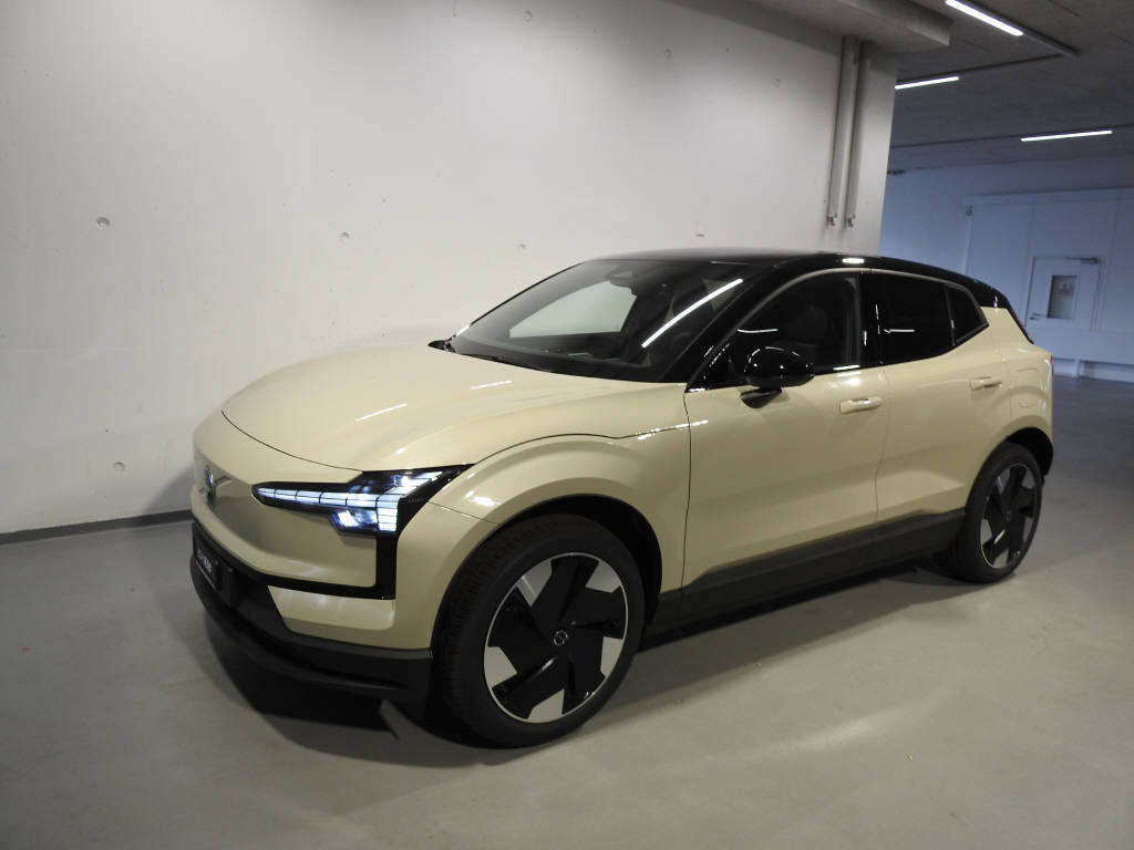 VOLVO EX 30 E60 Plus