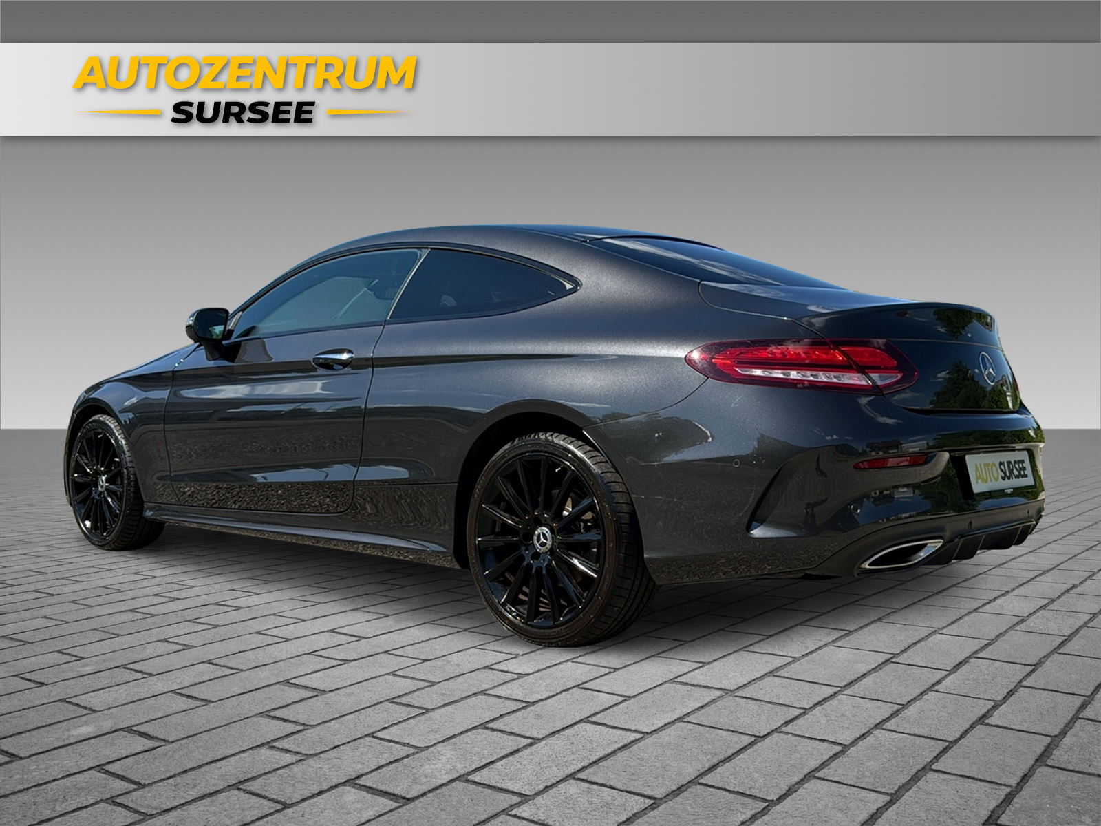 MERCEDES-BENZ C 200 AMG-Line 4matic Coupé-showroom-element-3
