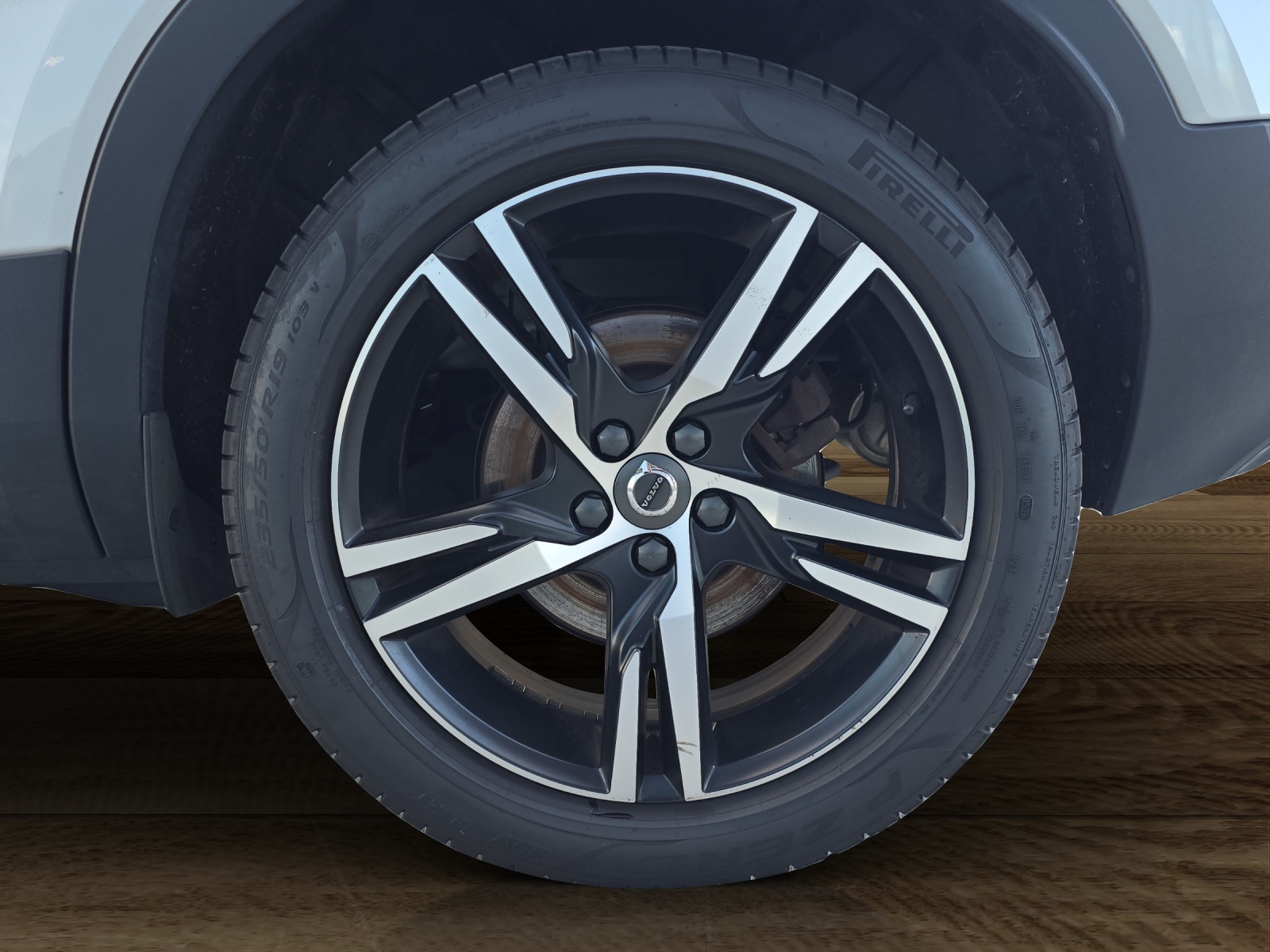 VOLVO XC40 T5 TwE R-Design DCT CH-Fahrzeug-image-26