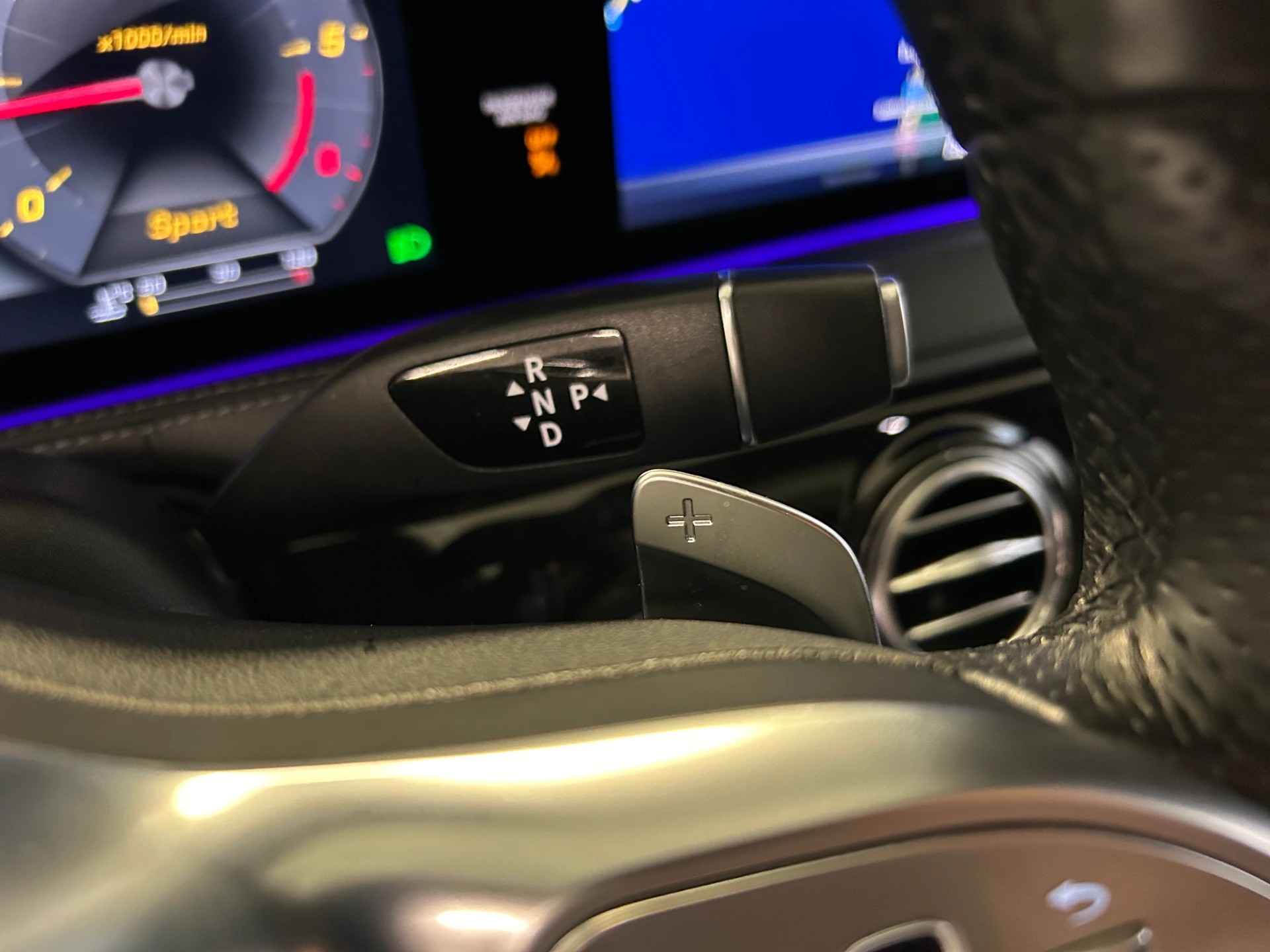 MERCEDES-BENZ S 400 d L 4Matic AMG Line 9G-Tronic-image-10