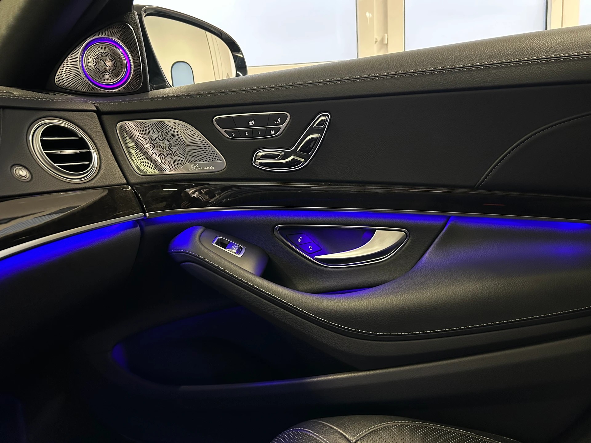 MERCEDES-BENZ S 400 d L 4Matic AMG Line 9G-Tronic-image-15