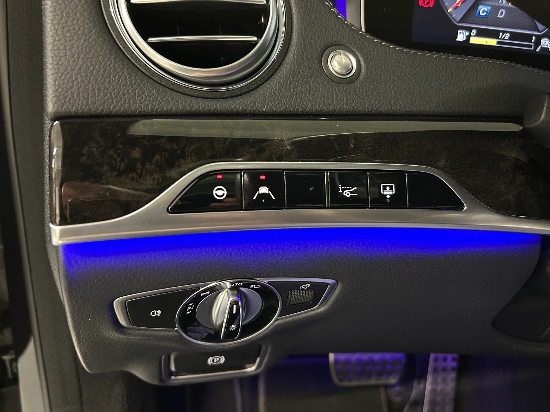 MERCEDES-BENZ S 400 d L 4Matic AMG Line 9G-Tronic-image-12