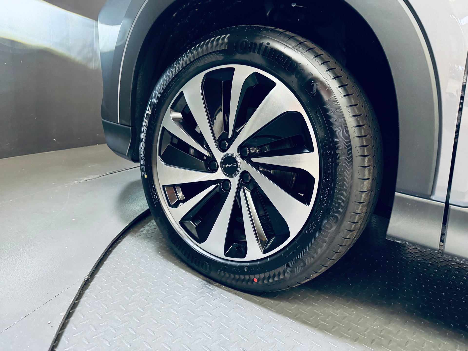 BYD Seal U DM-i Design AWD-image-8