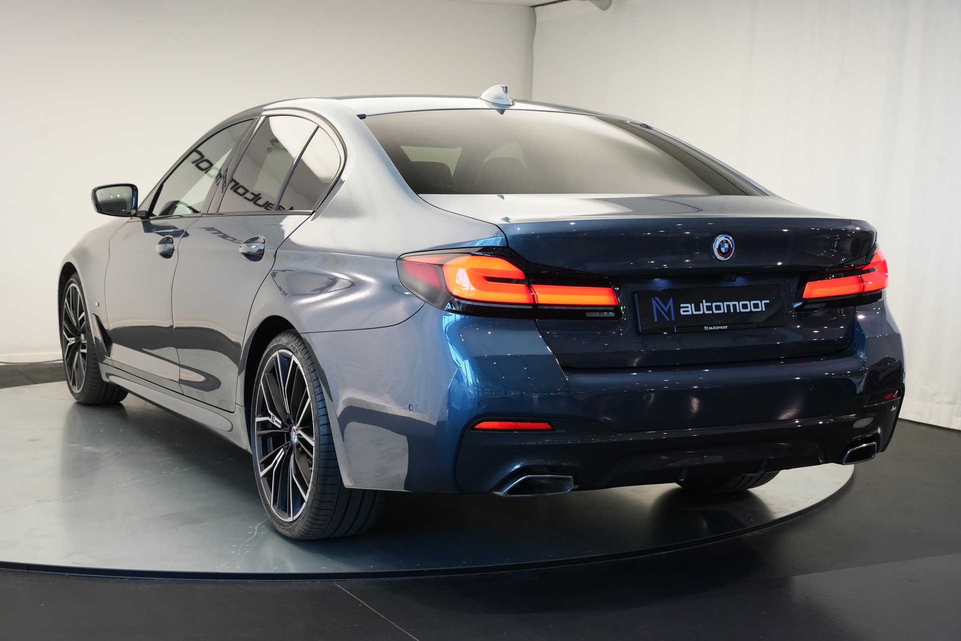BMW 530i xDrive 48V M Sport Steptronic *Anhängerkupplung*-image-39