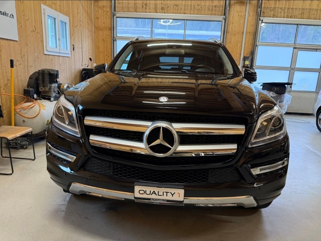 MERCEDES-BENZ GL 350 BlueTEC 4Matic 7G-TRONIC-showroom-element-1