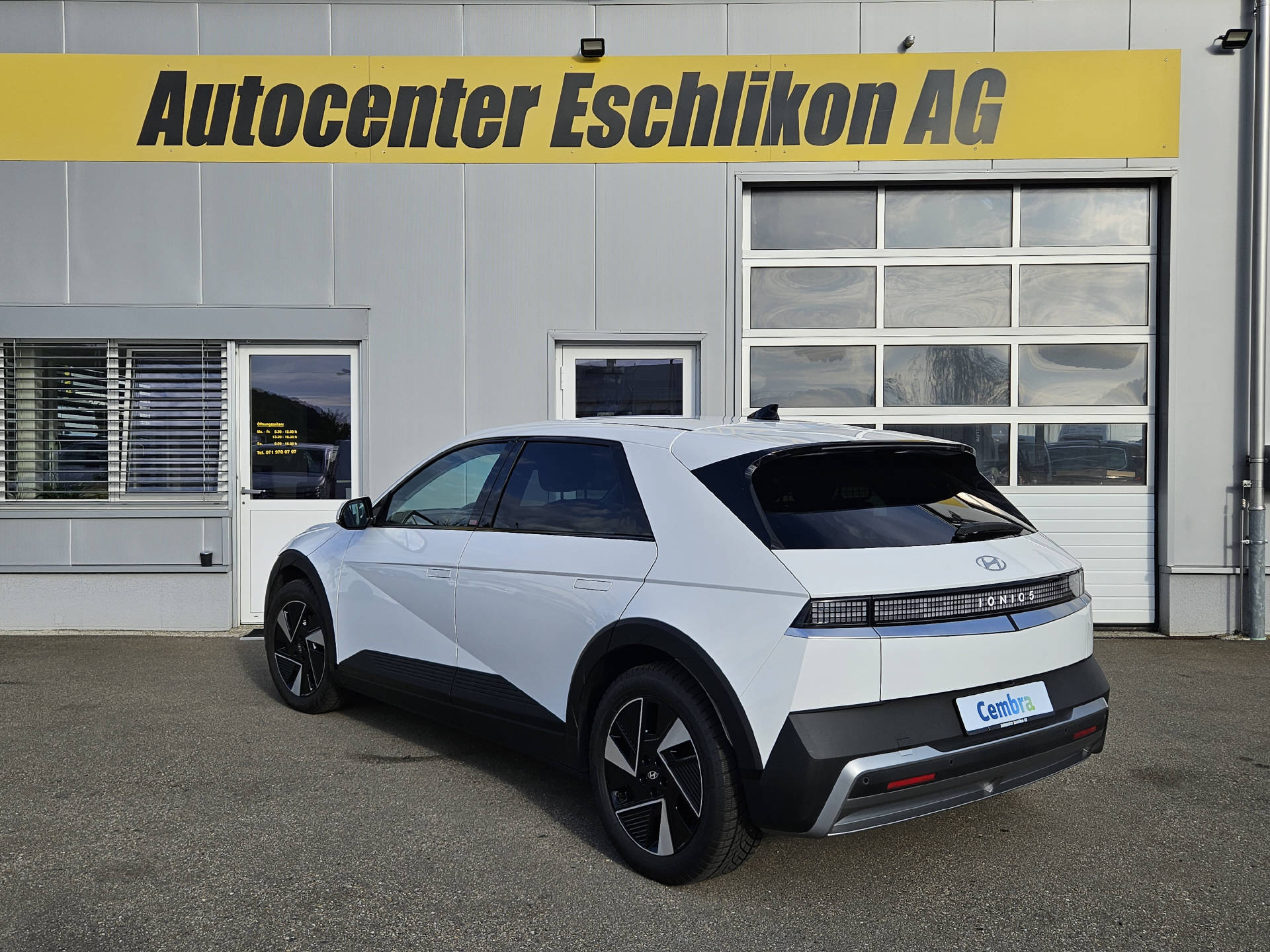 HYUNDAI Ioniq 5 84 kWh Amplia* Werksgarantie 5 Jahre ohne Kilometerbegrenzung * CH-Fahrzeug *-image-6