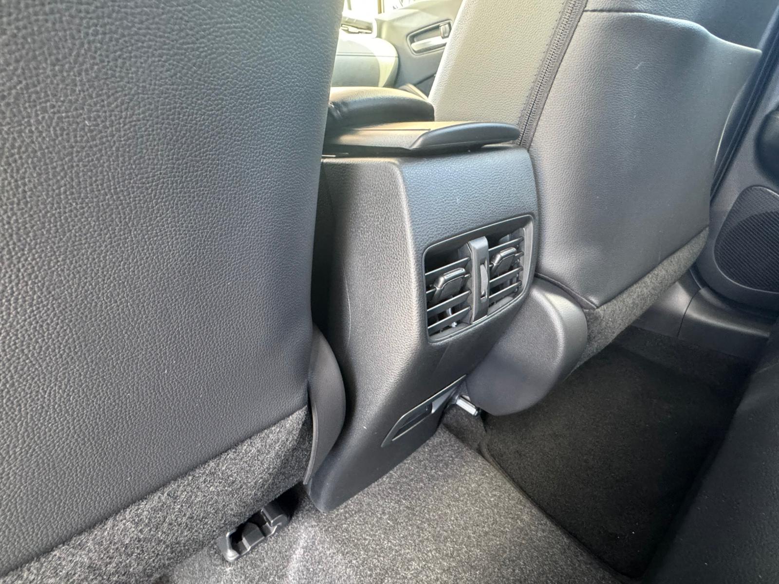 TOYOTA Corolla Cross 2.0 4WD Premium e-CVT 💥-image-30