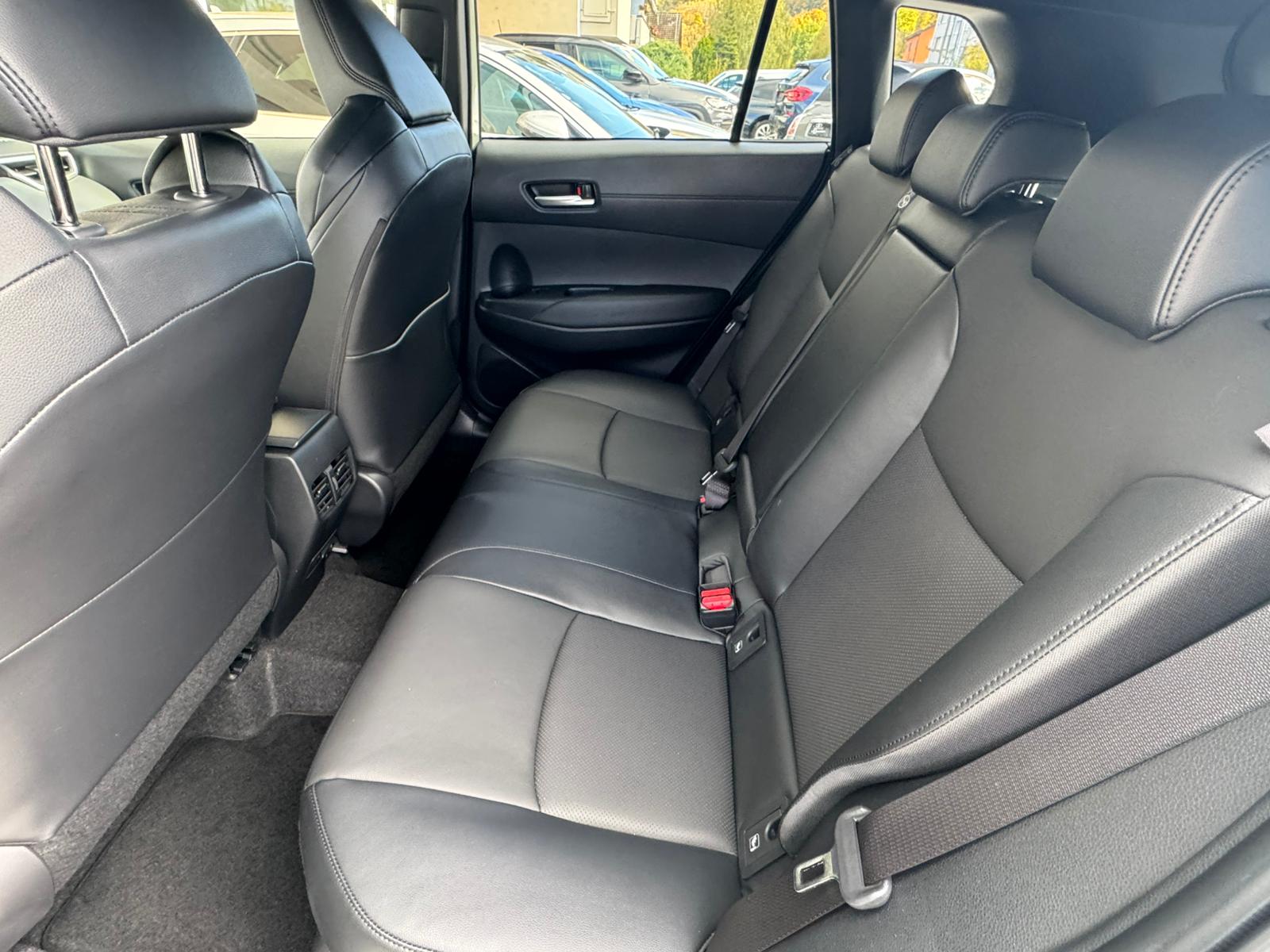 TOYOTA Corolla Cross 2.0 4WD Premium e-CVT 💥-image-16