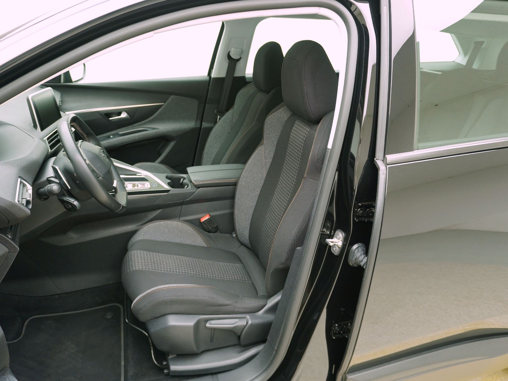 PEUGEOT 5008 1.5 BlueHDi Business Line-image-8