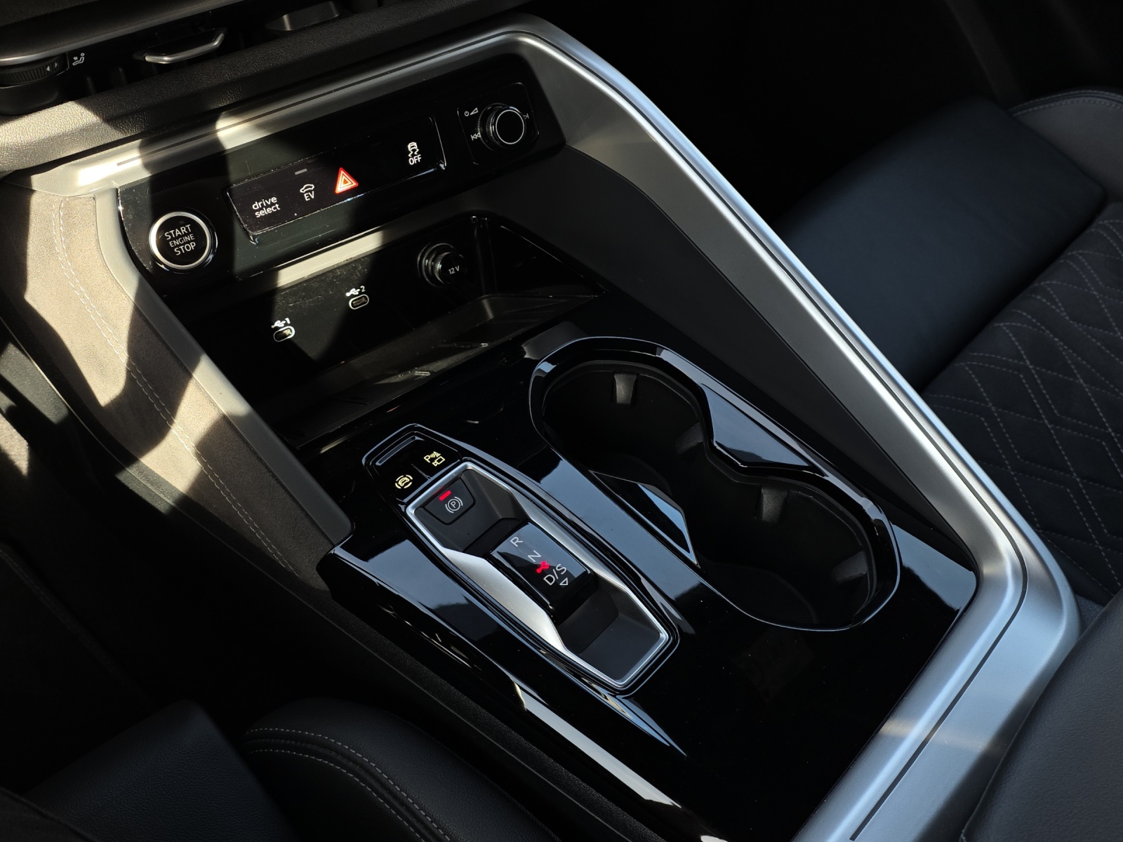 AUDI Q5 e-hybrid quattro 270 kW S-tronic-image-12