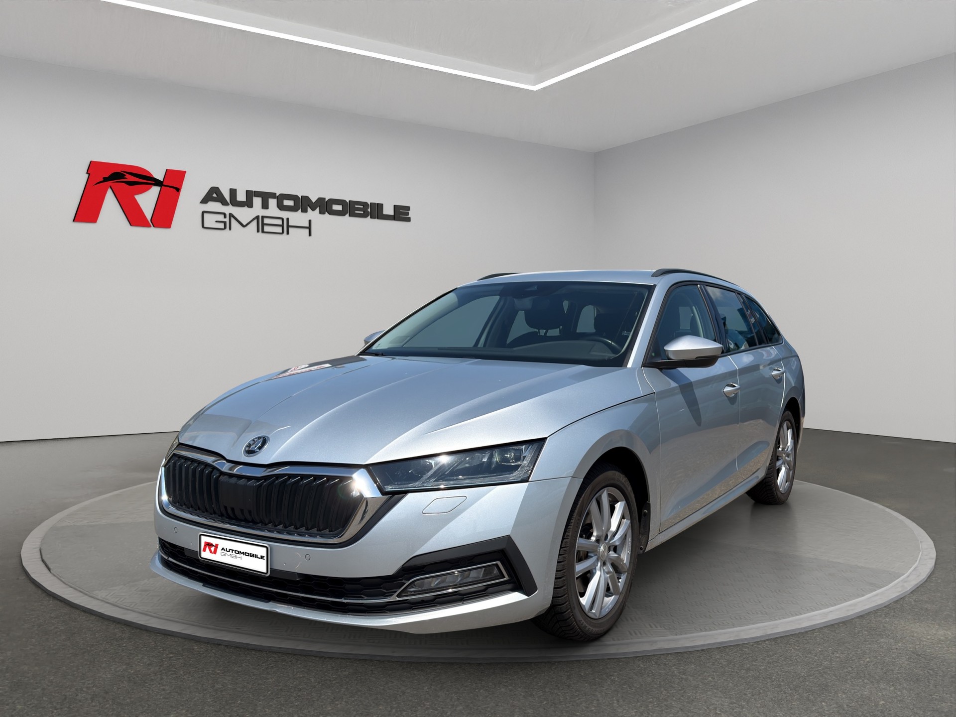 SKODA Octavia Combi 2.0 TDI DSG Style 4x4