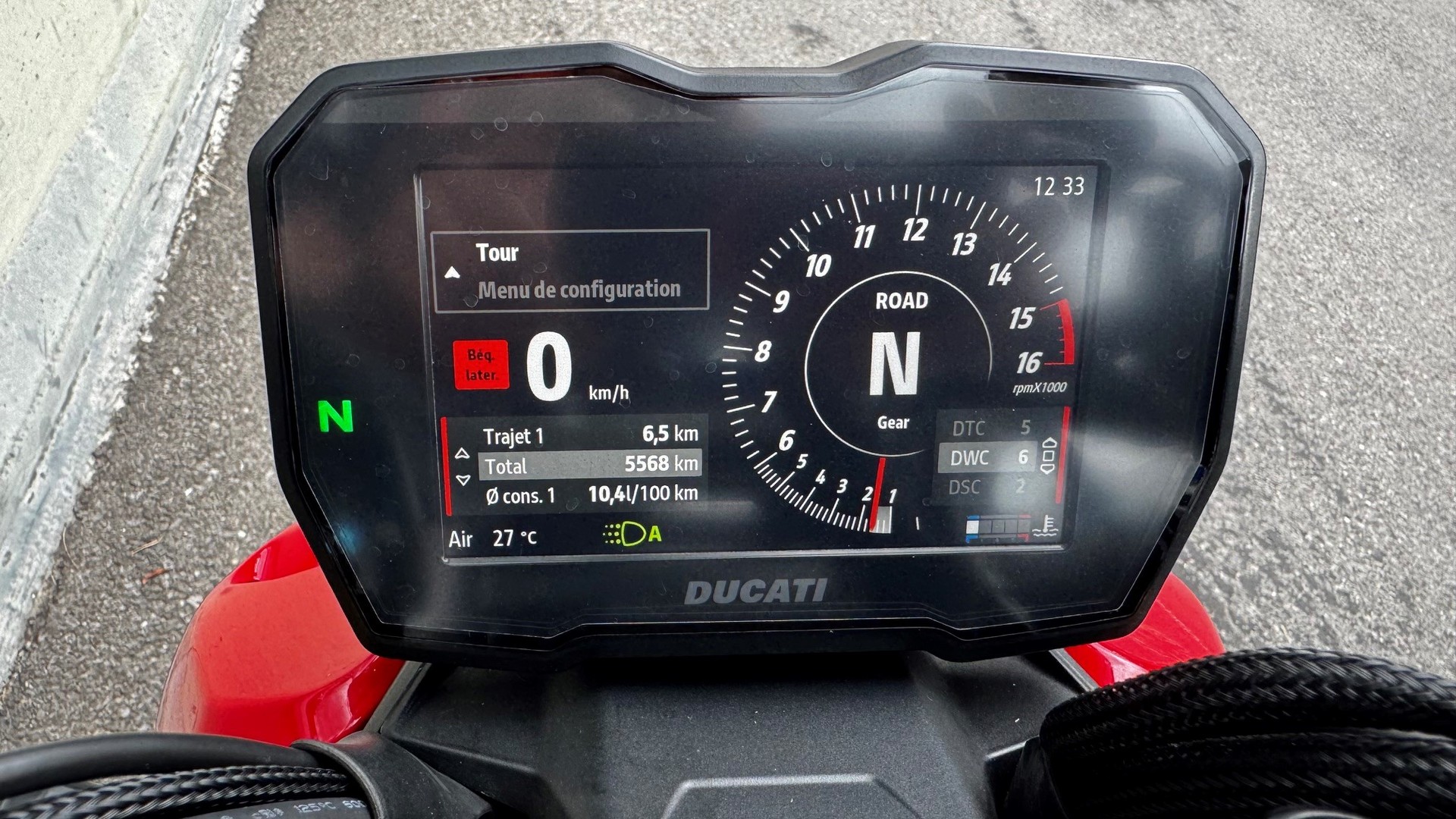 DUCATI Streetfighter V4 S-image-3
