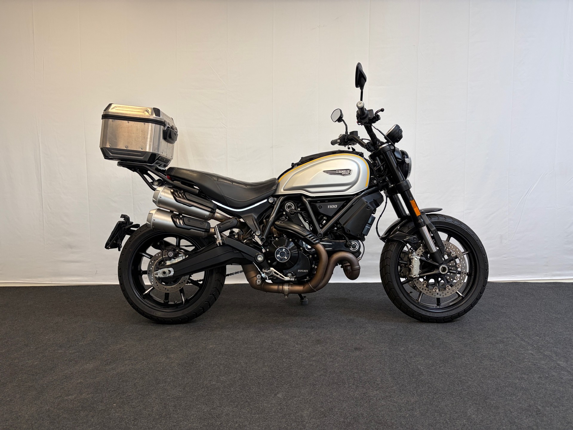 DUCATI Scrambler 1100 Pro-image-1